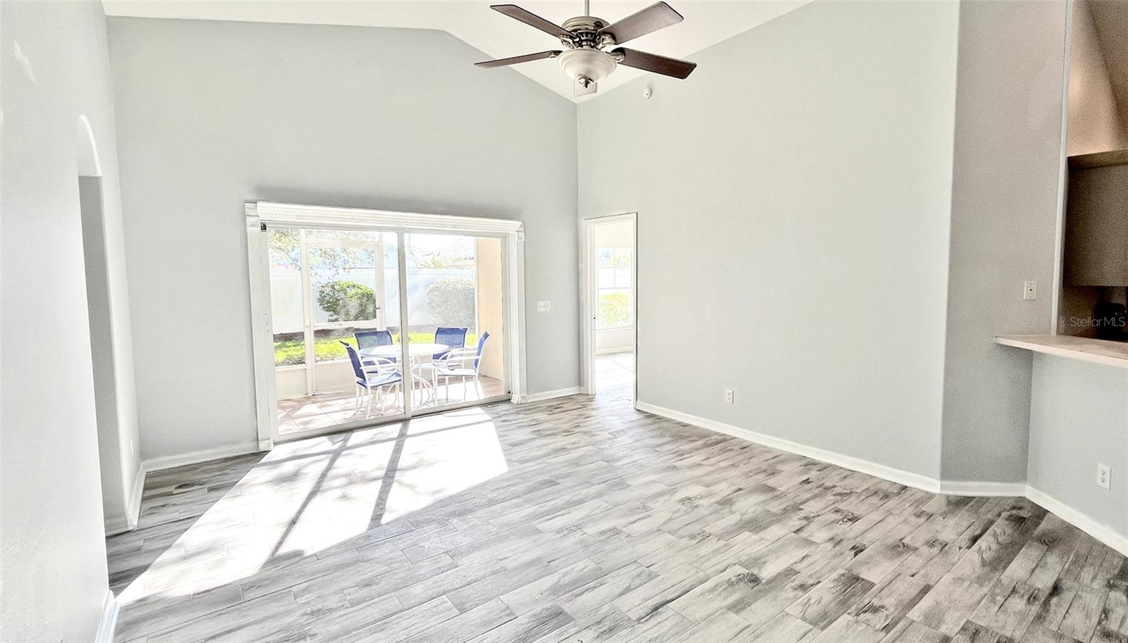 SILVER PALMS - Residential Lease