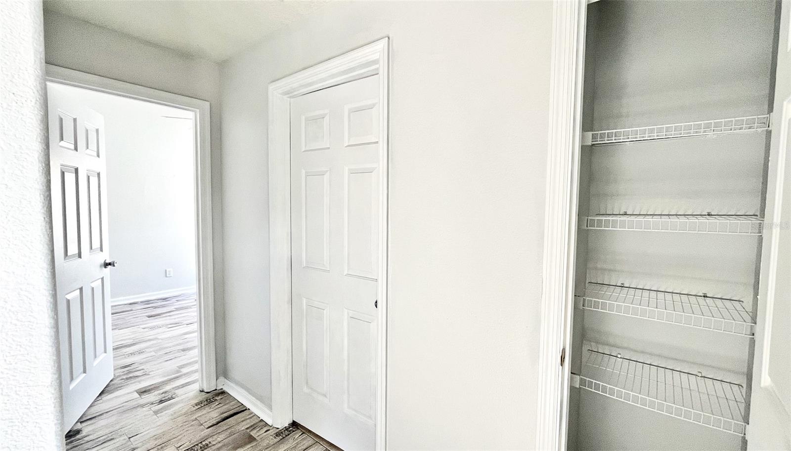 SILVER PALMS - Residential Lease