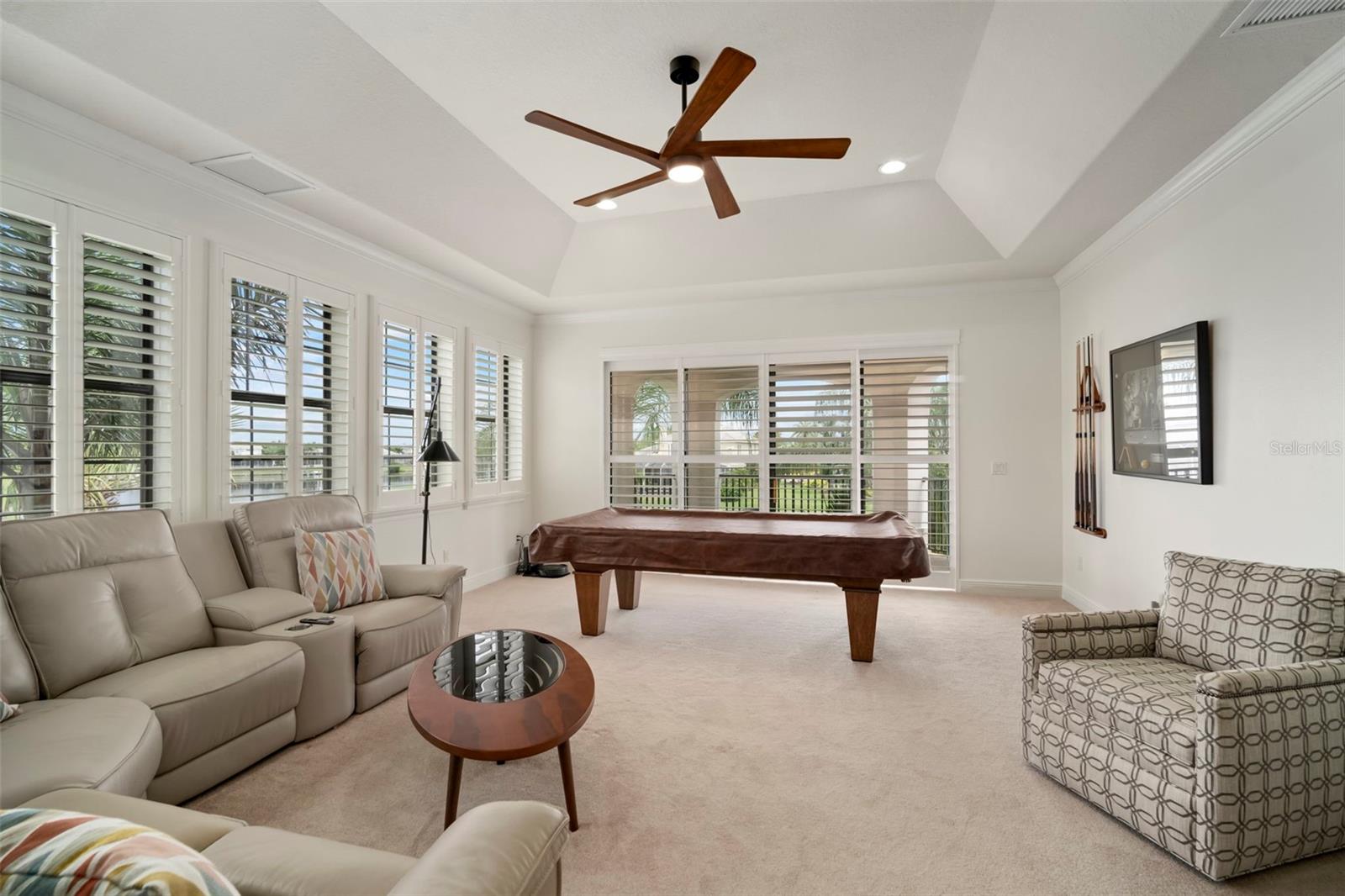 MIRABAY PH 2A-4 - Residential
