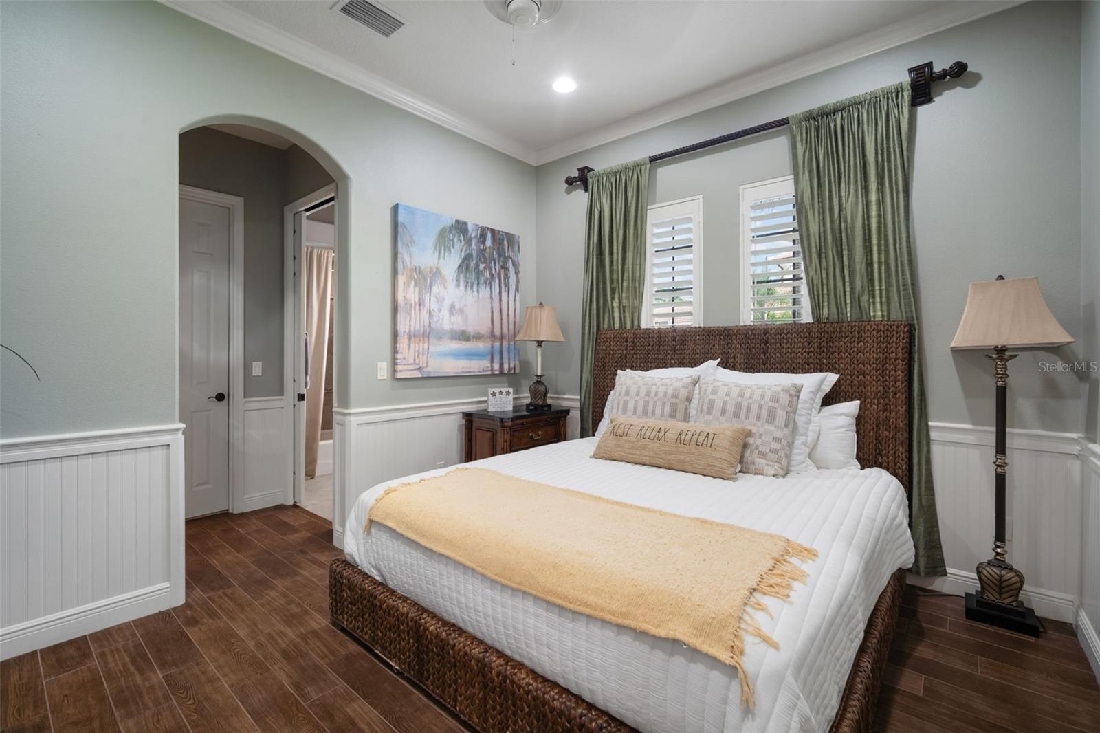 MIRABAY PH 2A-4 - Residential