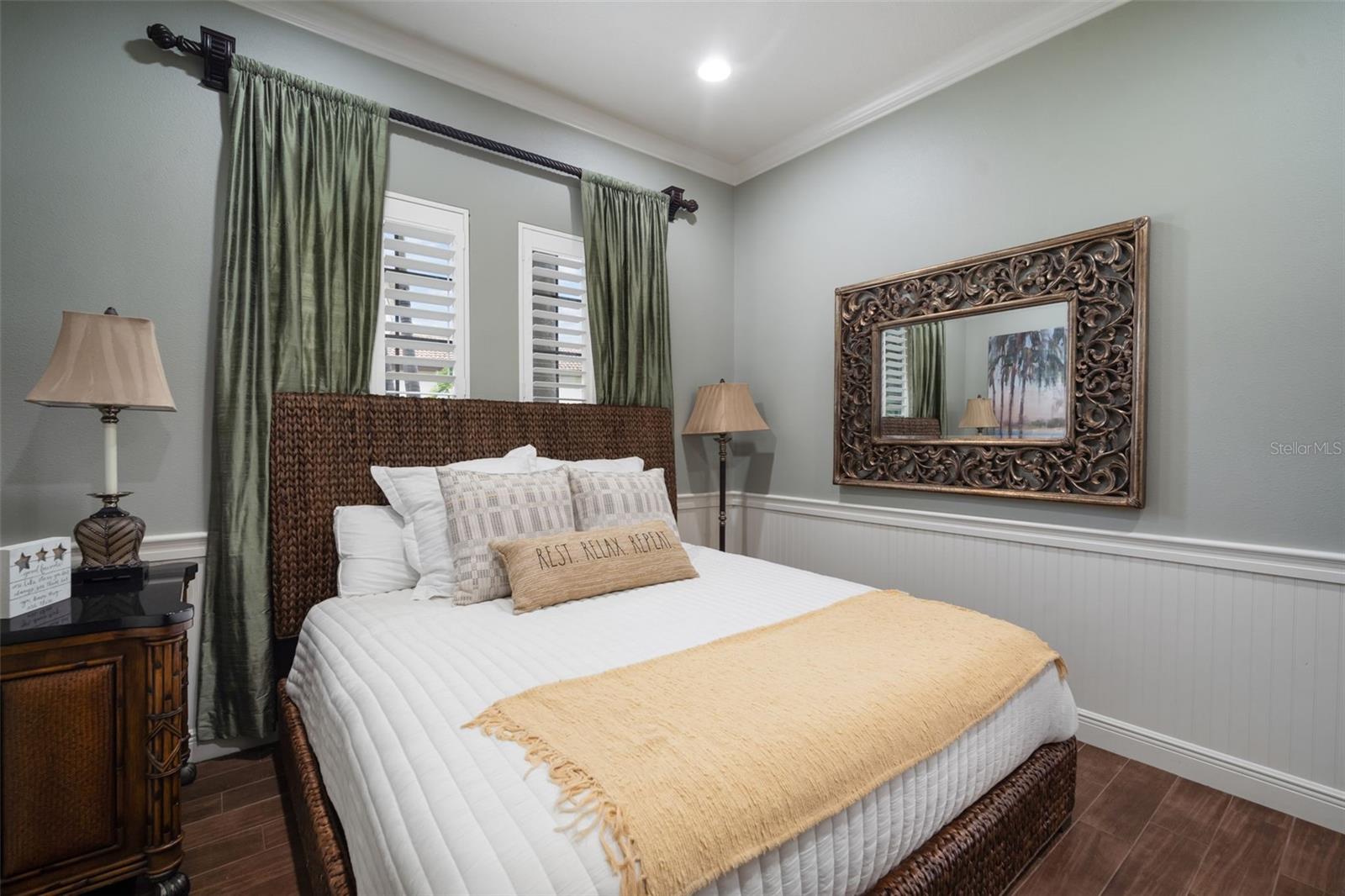 MIRABAY PH 2A-4 - Residential