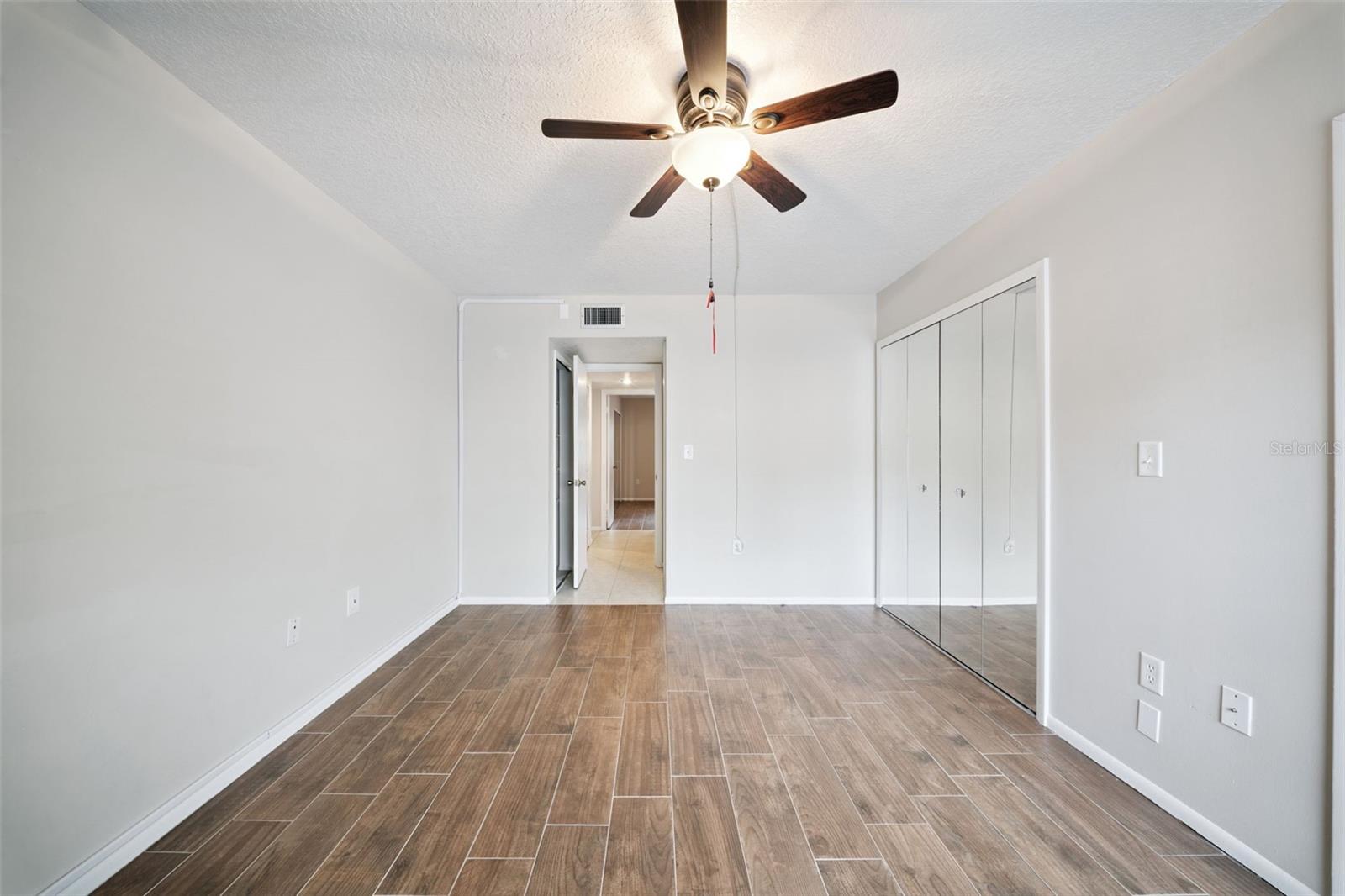 SLEEPY HARBOUR APTS CONDO - Residential