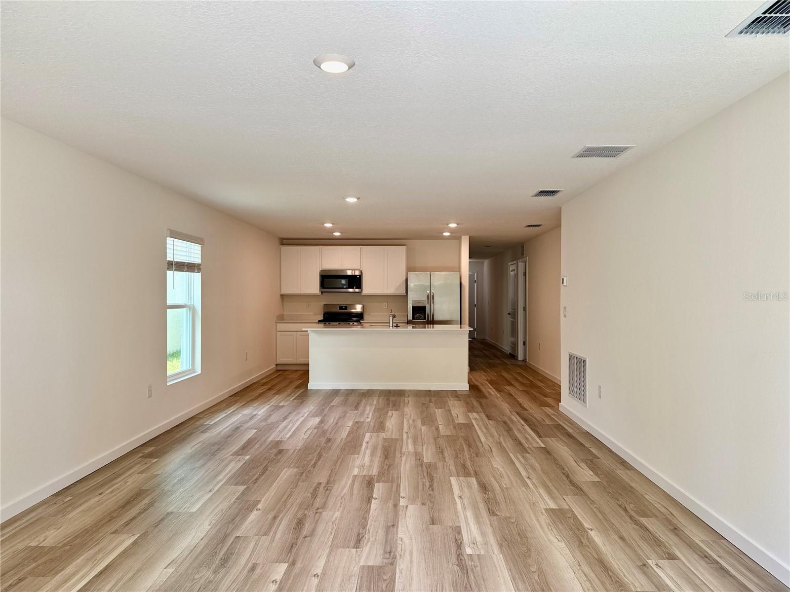 DERBY CREEK - Residential Lease