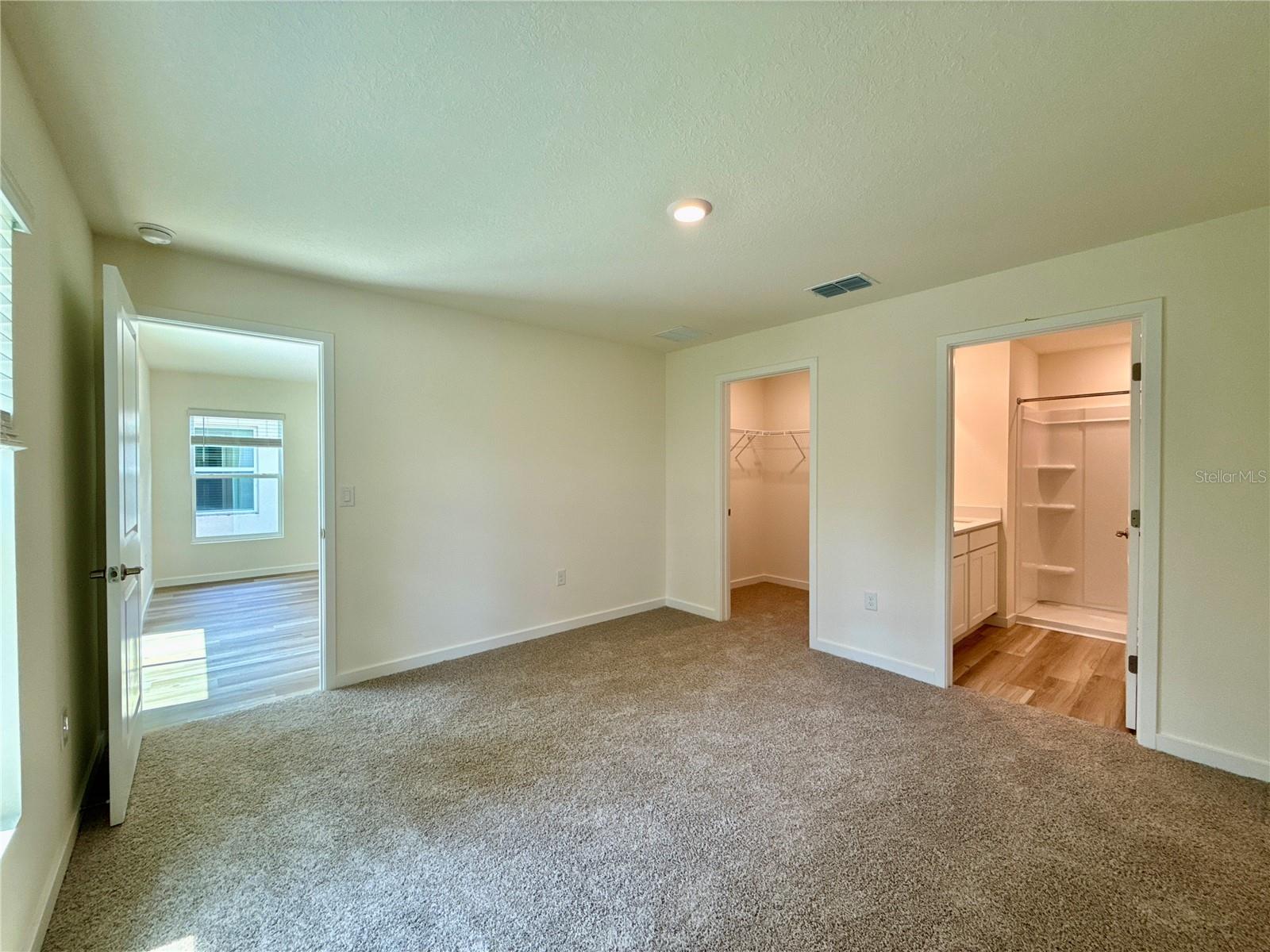 DERBY CREEK - Residential Lease