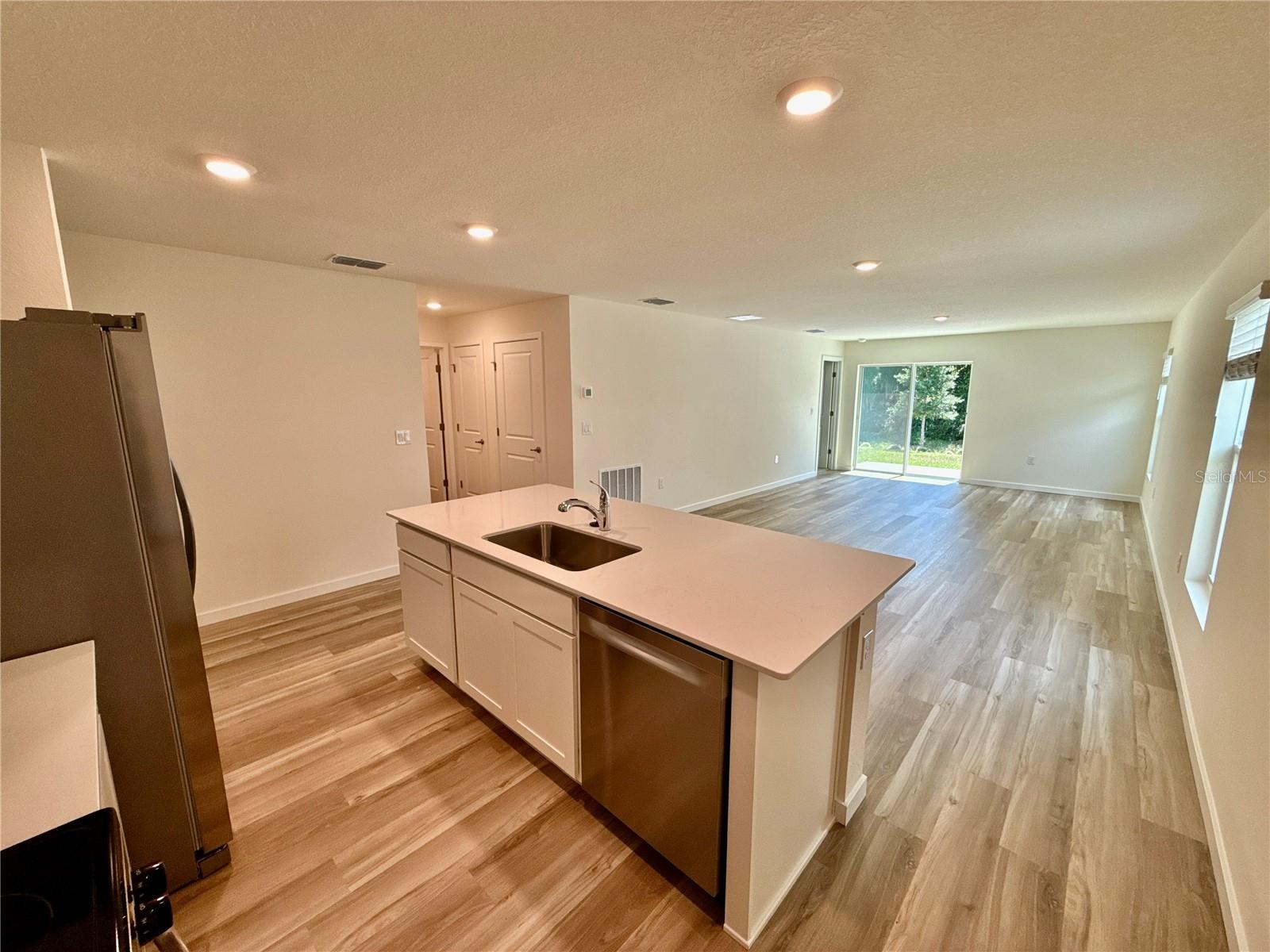 DERBY CREEK - Residential Lease