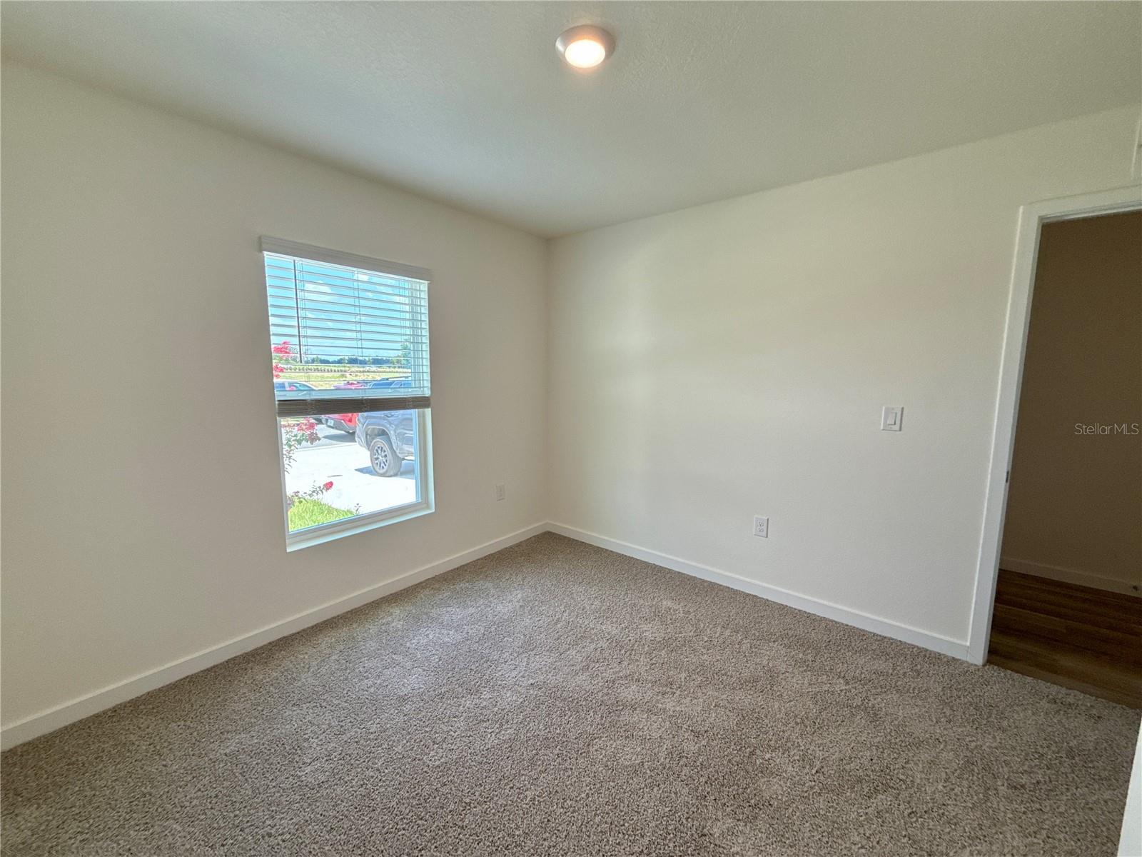DERBY CREEK - Residential Lease