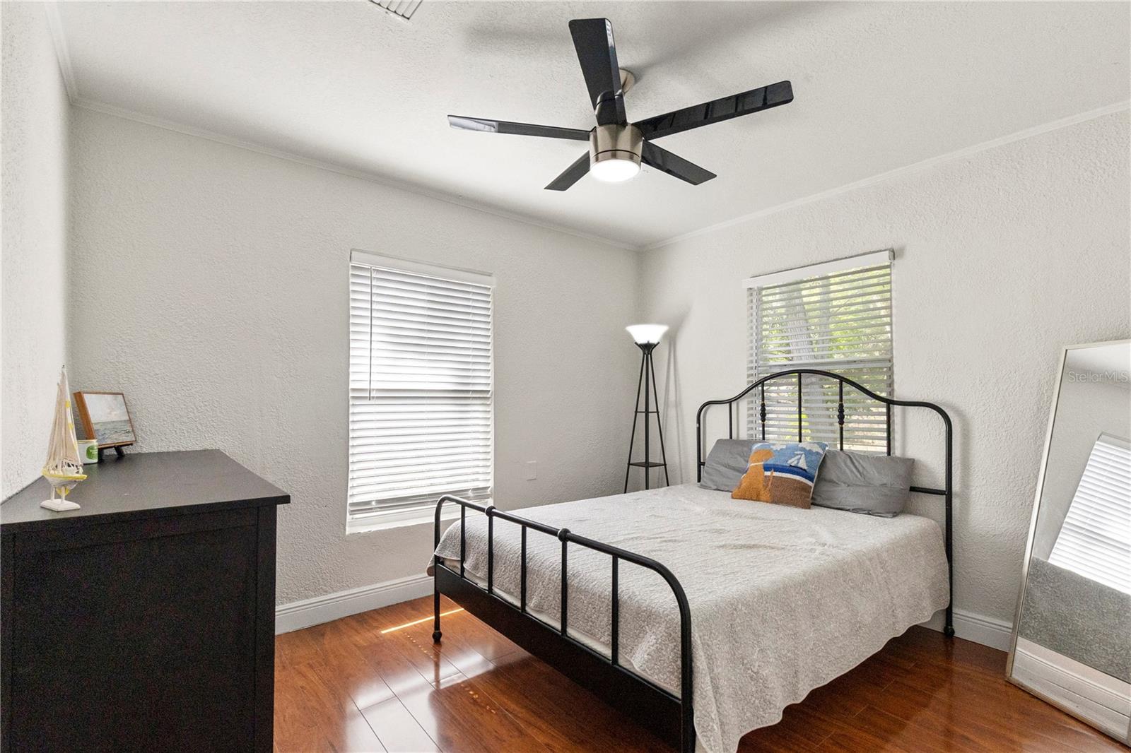 WINIFRED PARK - Residential