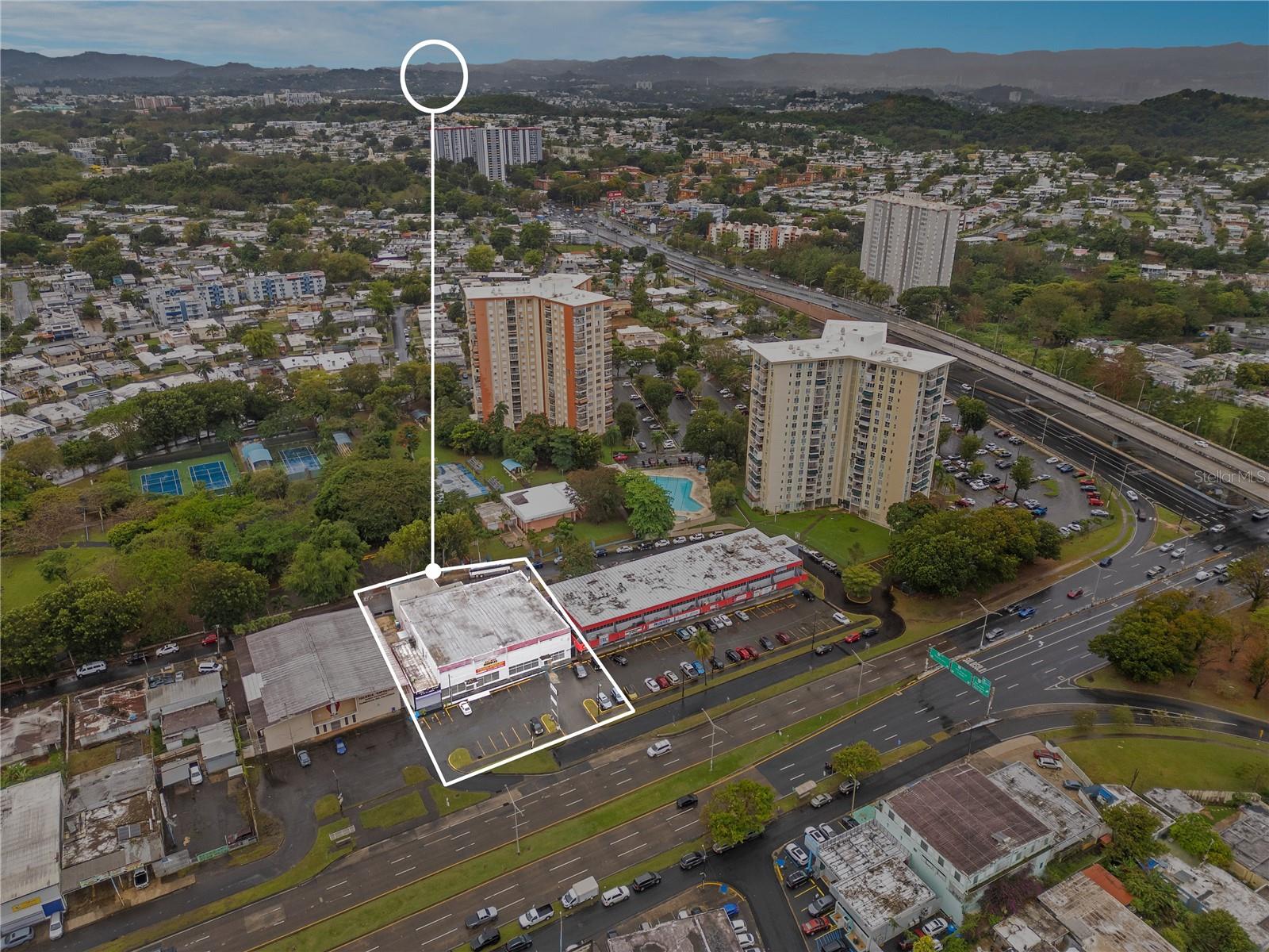 Commercial investment property for sale and operation on Avenida 65 Infanteria with over 20 years of establishment. Less than 20 minutes from the airport, this property benefits from high traffic. The current facilities are fully operational and meet the latest market standards. 

Additionally, the property's strategic corner location offers the potential for expansion into a larger retail space. 
The space is currently rented on a 10-year lease, yielding an annual return of 6%. Property Features: Two Levels, each with approximately 11,000 sqft of construction for a gross total building area of 24,698 sq. ft Cargo area with a rolling door and an industrial heavy-duty elevator 

Zoning: C-2 is the most dense commercial zoning classification 

Parking: Adjacent lot with 40 parking spaces available with the property 

Don’t miss out on this amazing opportunity. For further details, please contact us.