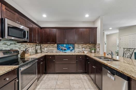 TOWNHOMES AT BRITTANY PARK - Residential