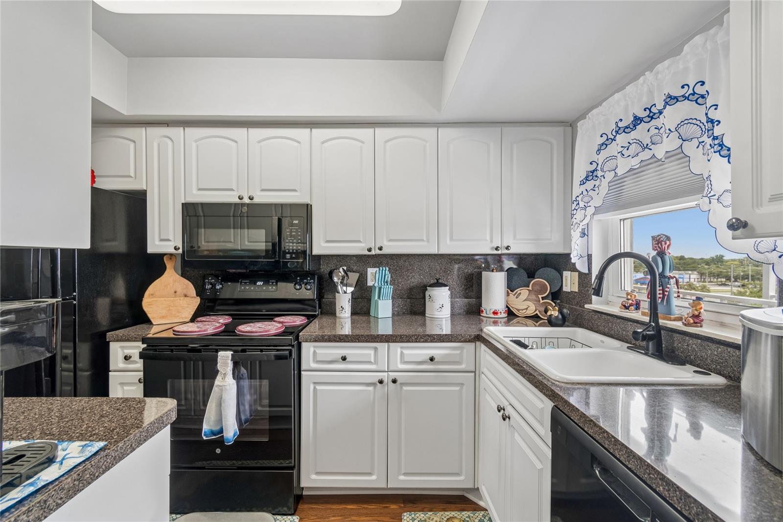 SEA CASTLE CONDO - Residential