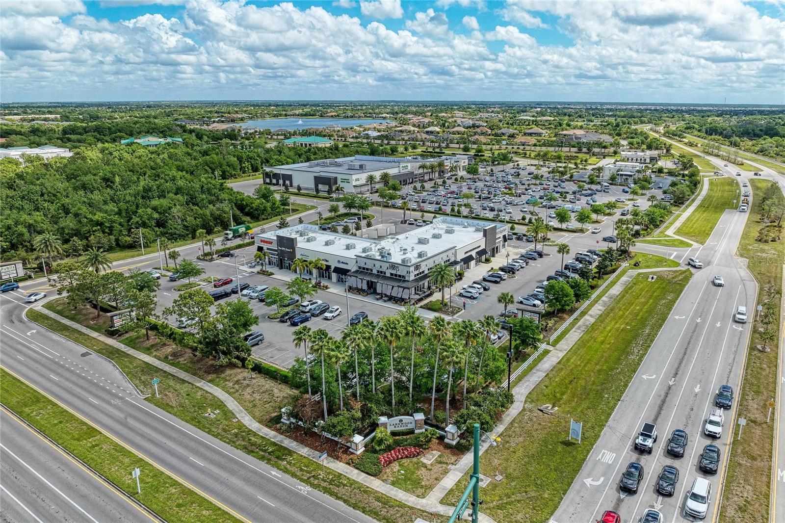 MIRAMAR LAGOONS AT LAKEWOOD RANCH III - Residential Lease