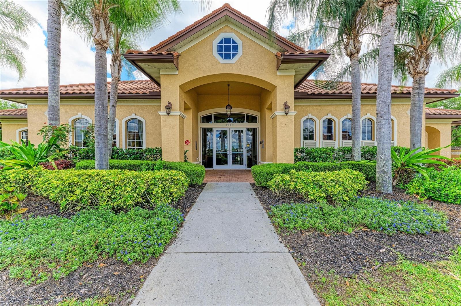 MIRAMAR LAGOONS AT LAKEWOOD RANCH III - Residential Lease