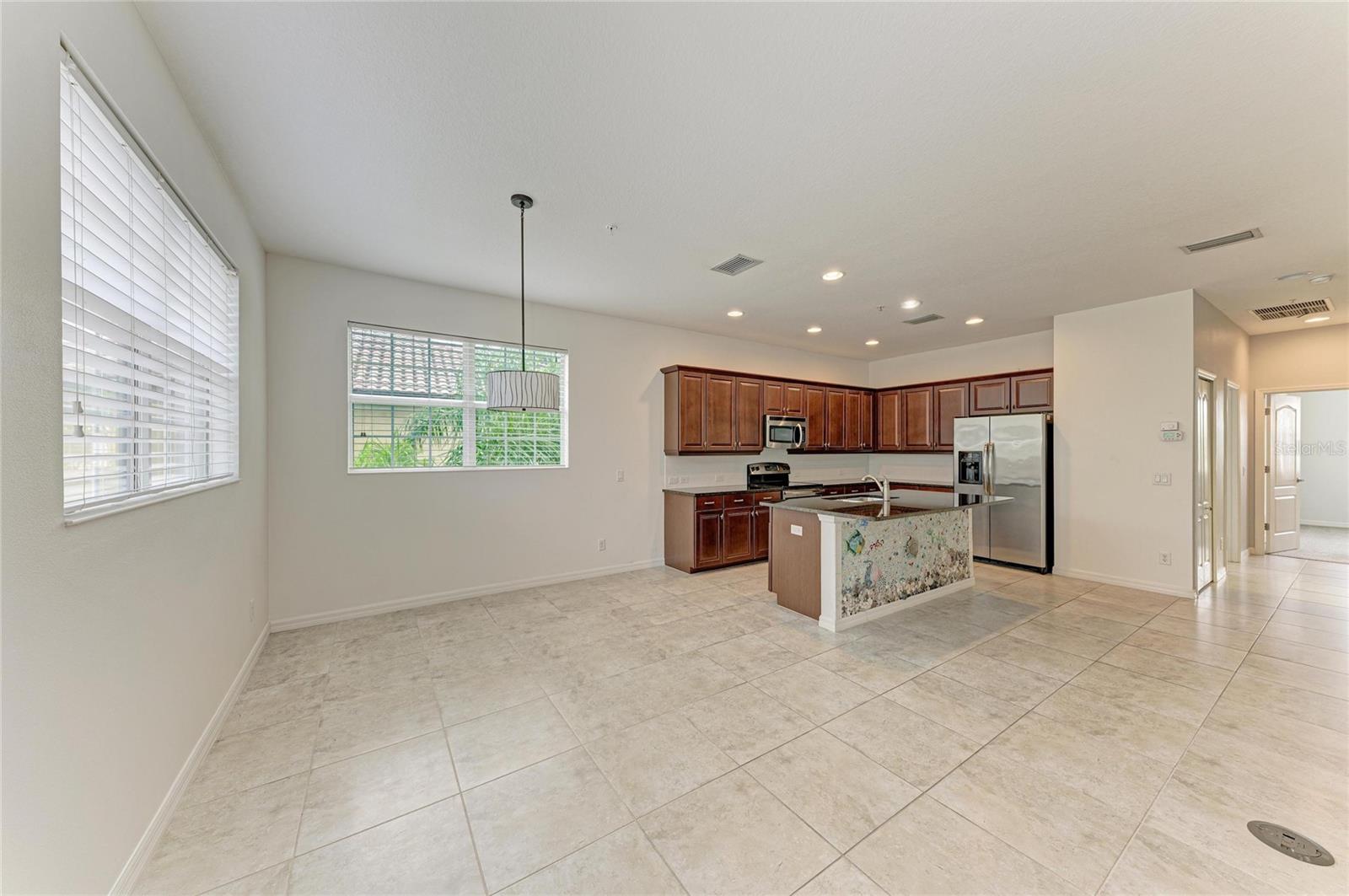 MIRAMAR LAGOONS AT LAKEWOOD RANCH III - Residential Lease