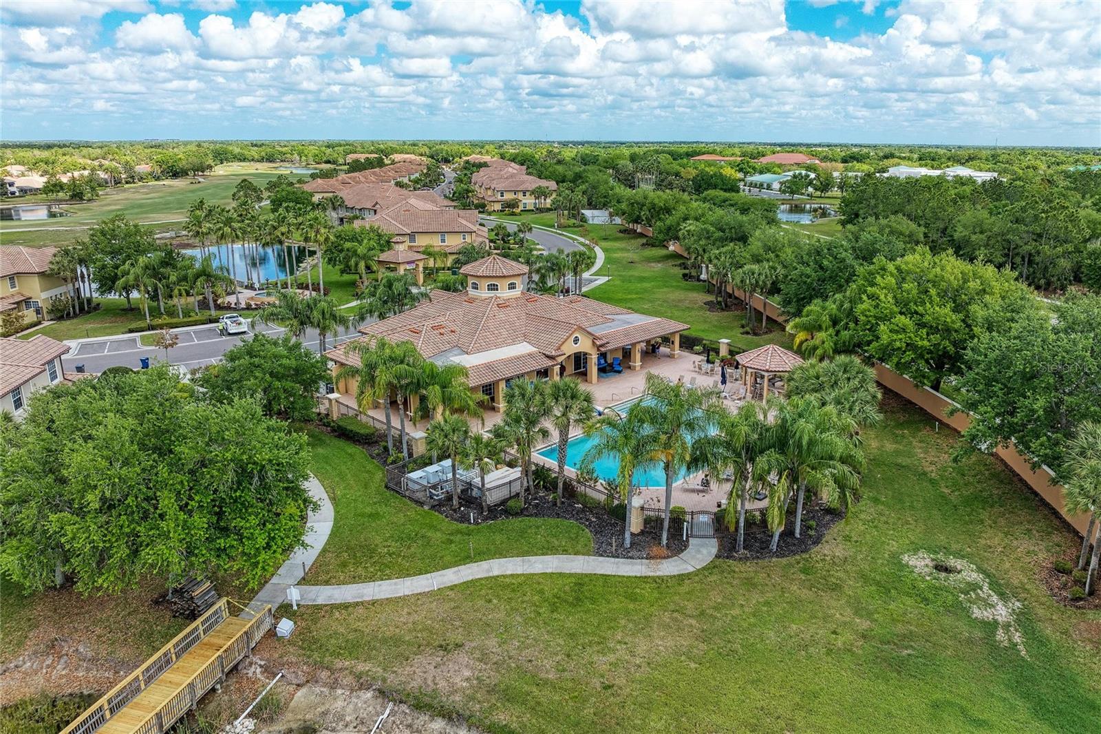 MIRAMAR LAGOONS AT LAKEWOOD RANCH III - Residential Lease