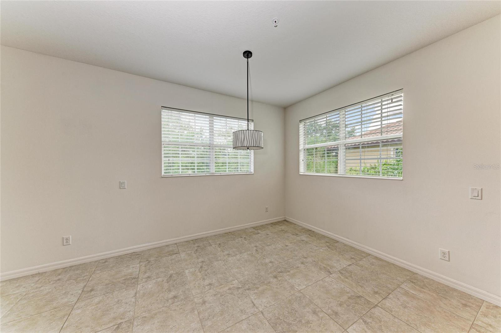MIRAMAR LAGOONS AT LAKEWOOD RANCH III - Residential Lease