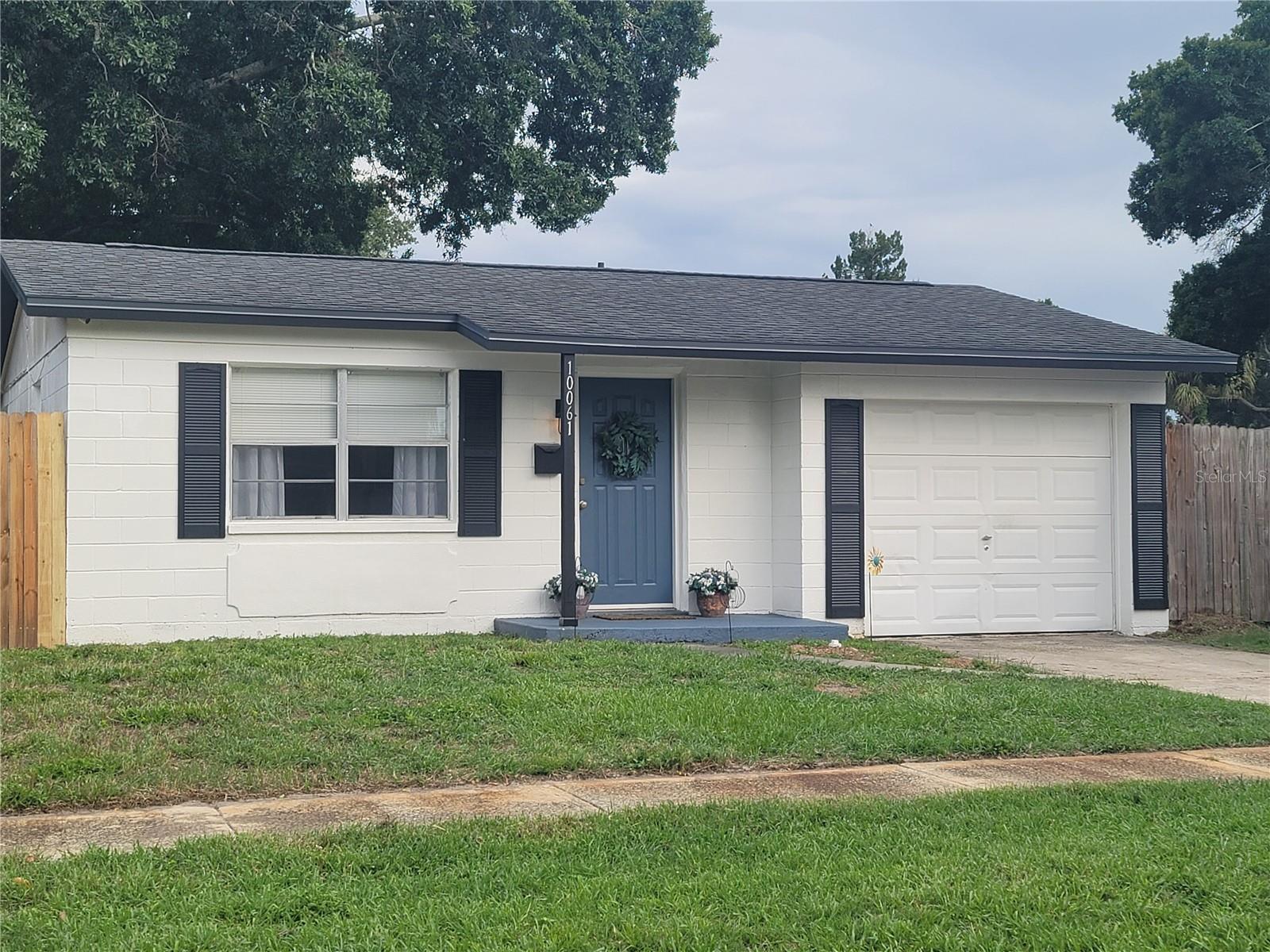 TRADE WINDS ESTATES SUB - Residential