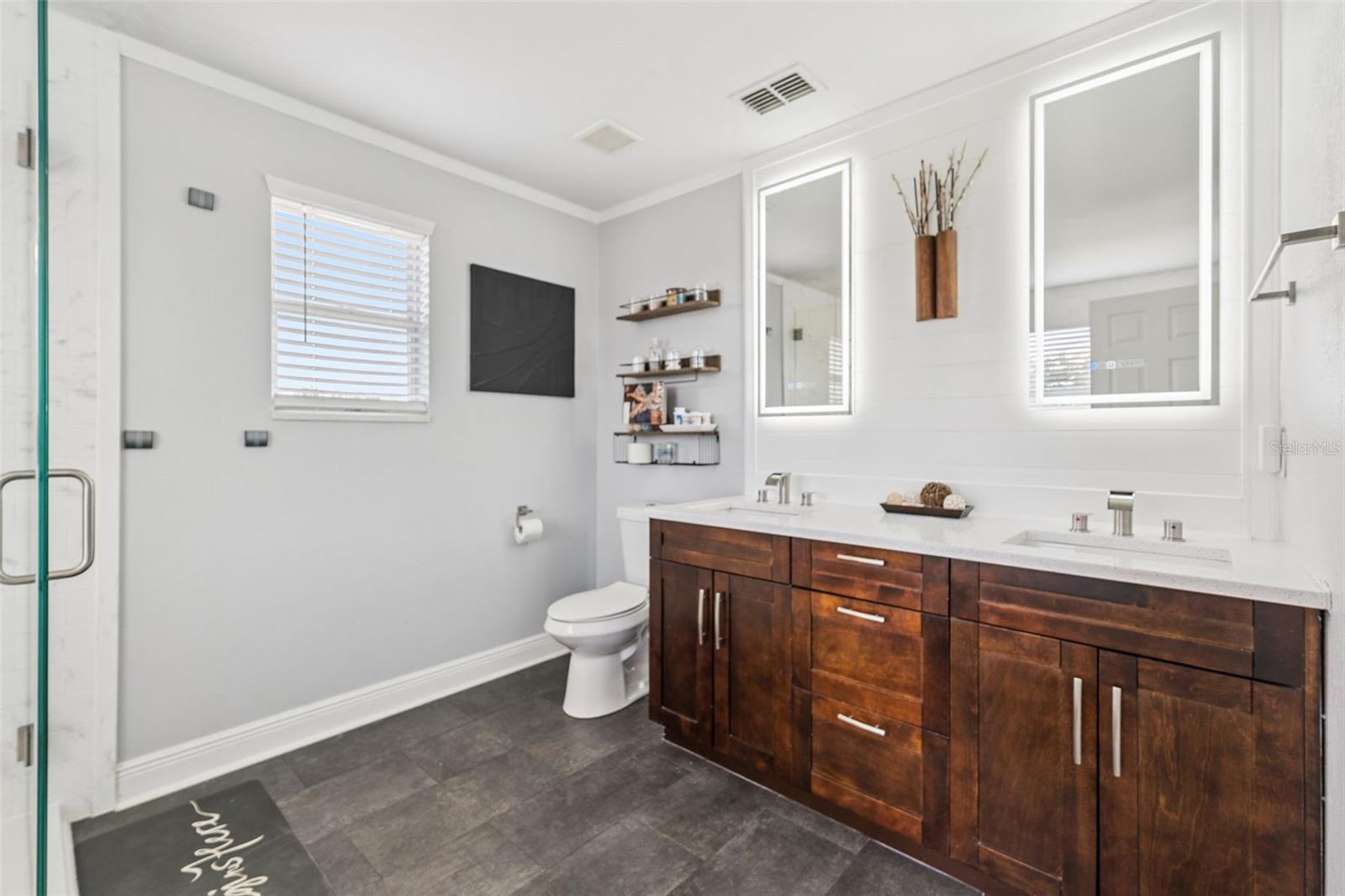 HARBOUR ISLES PH 1 - Residential