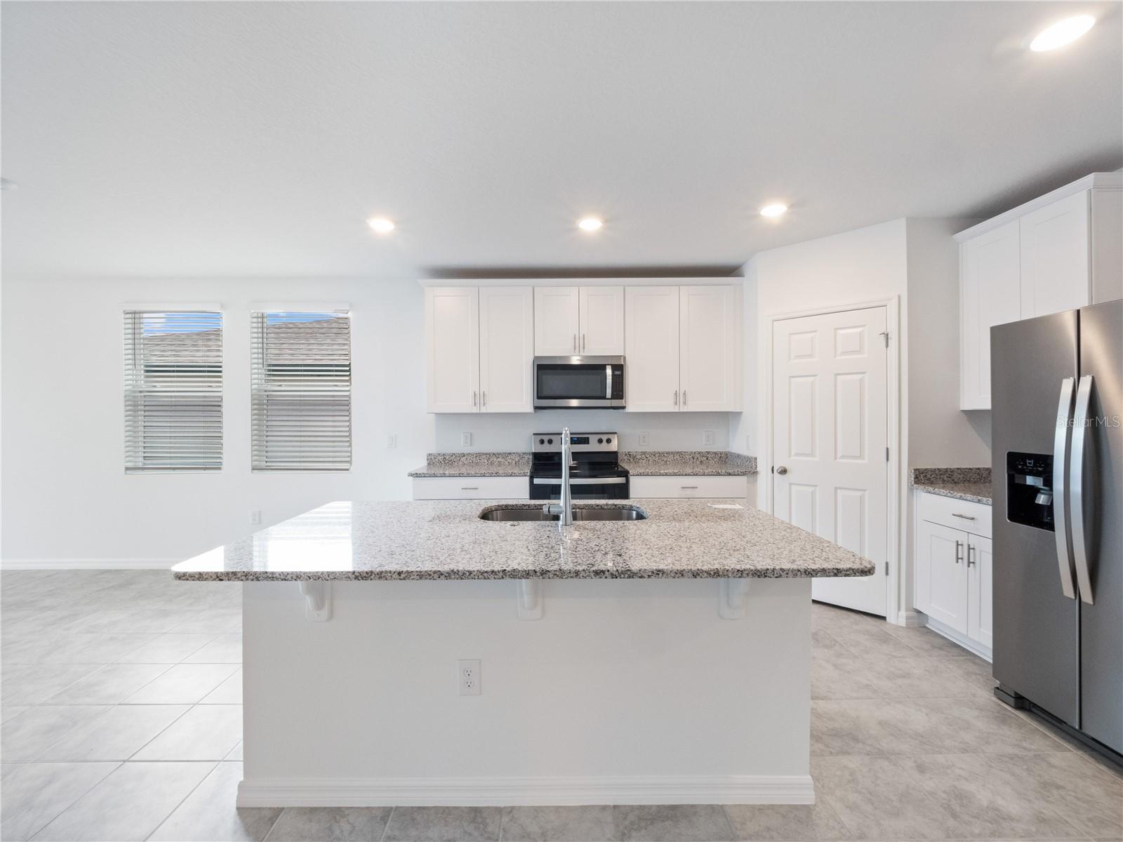 DEER RUN AT CROSSWINDS - Residential Lease