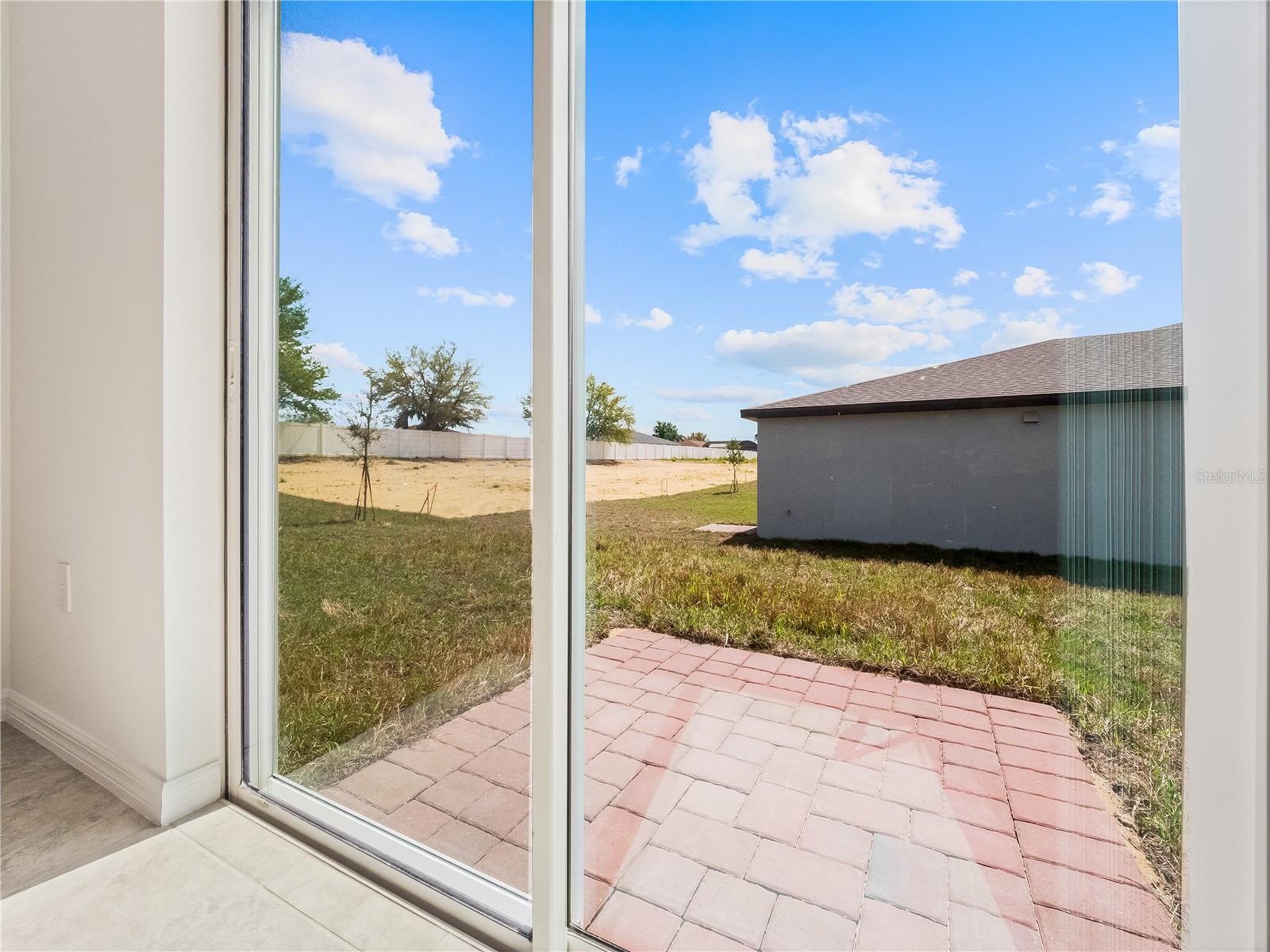 DEER RUN AT CROSSWINDS - Residential Lease