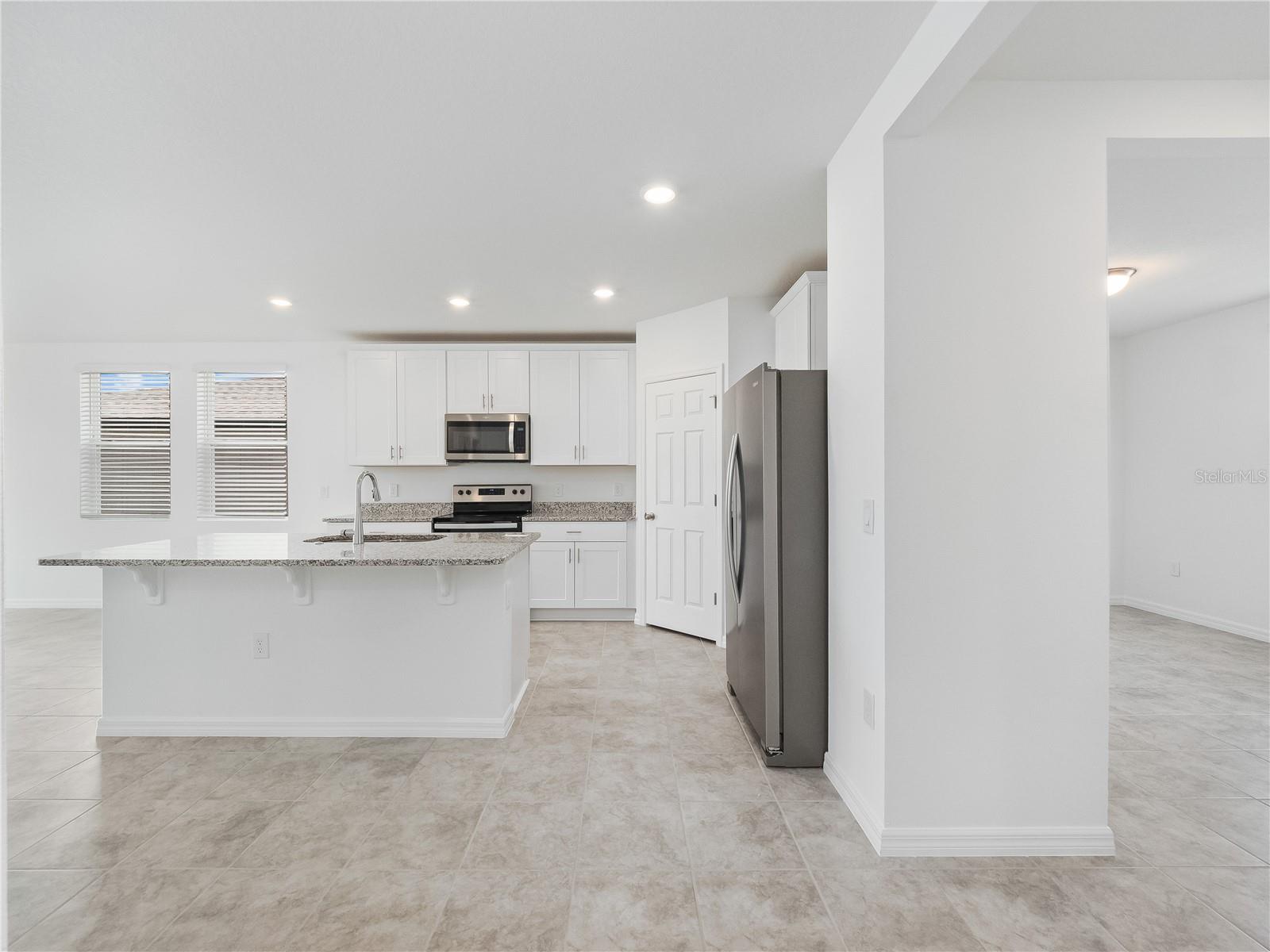 DEER RUN AT CROSSWINDS - Residential Lease