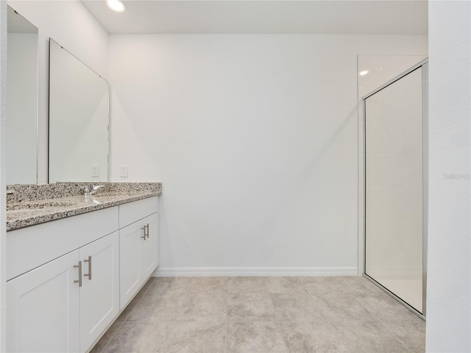 DEER RUN AT CROSSWINDS - Residential Lease