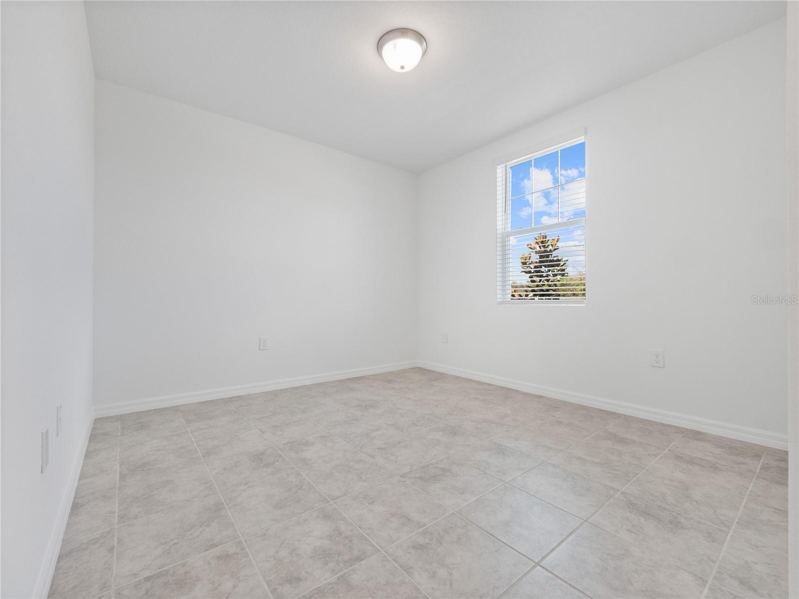 DEER RUN AT CROSSWINDS - Residential Lease