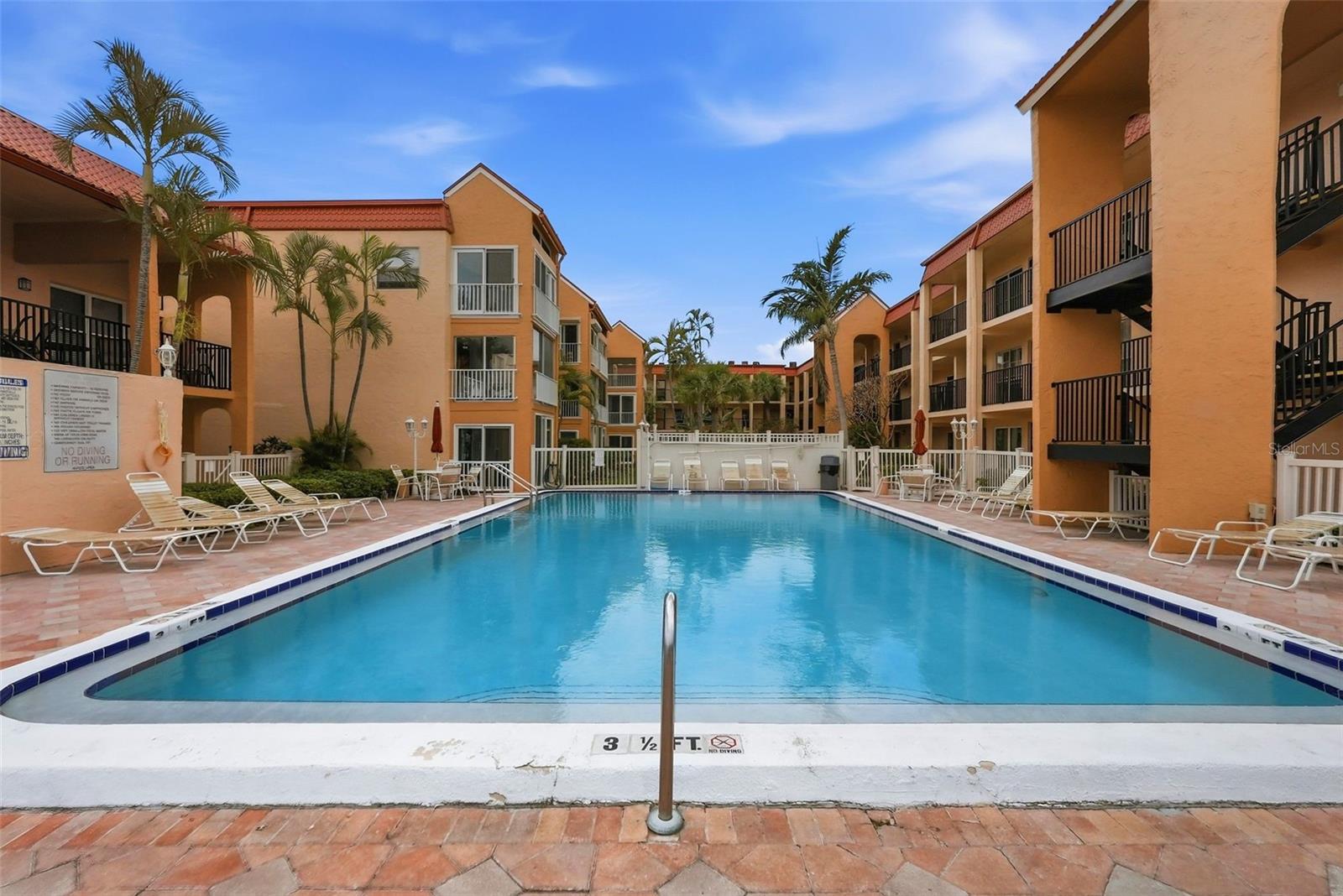 BOCA SHORES CONDO - Residential