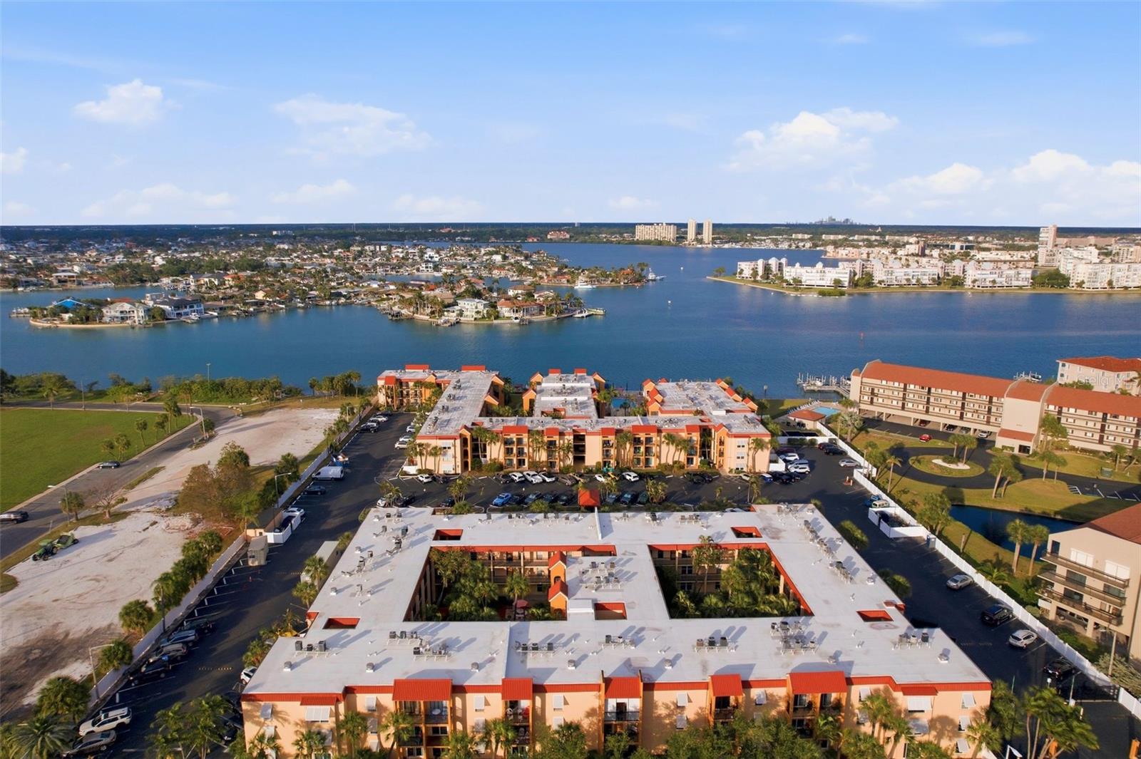 BOCA SHORES CONDO - Residential