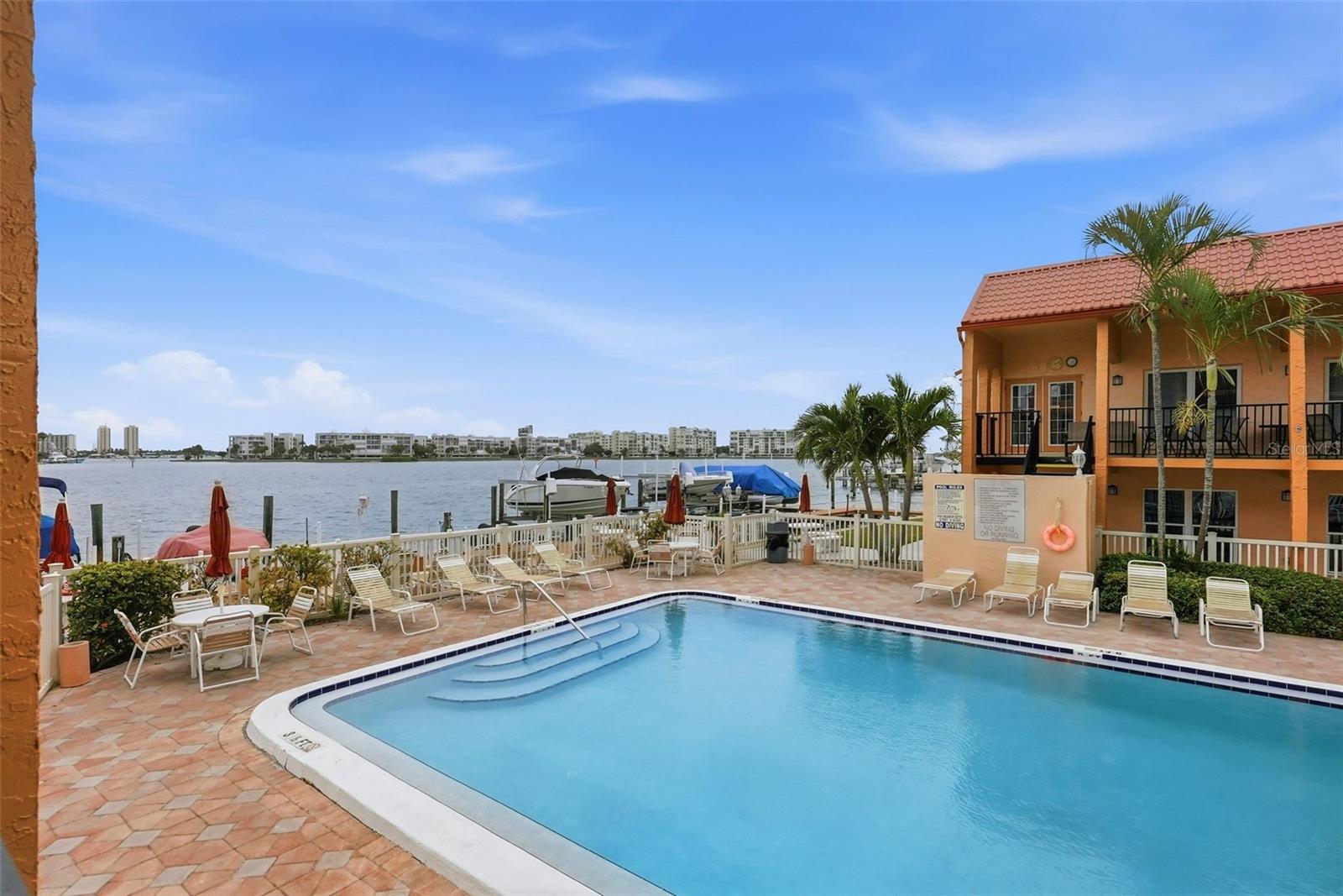 BOCA SHORES CONDO - Residential