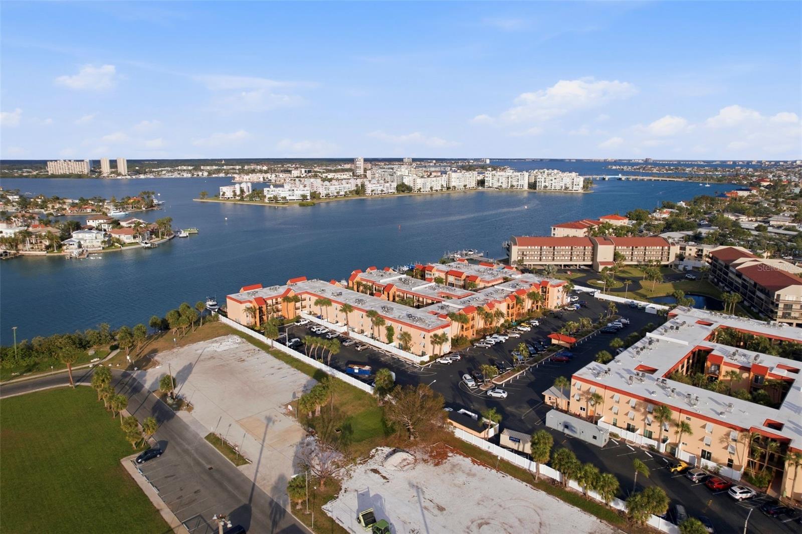 BOCA SHORES CONDO - Residential