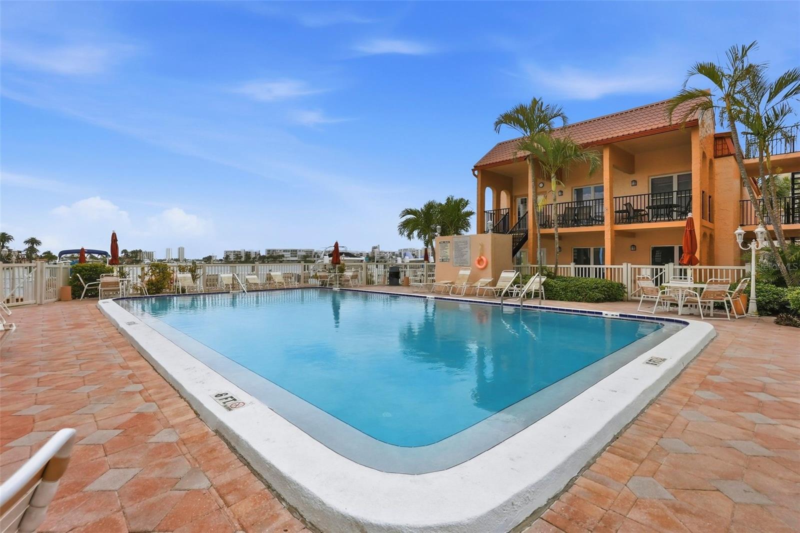 BOCA SHORES CONDO - Residential