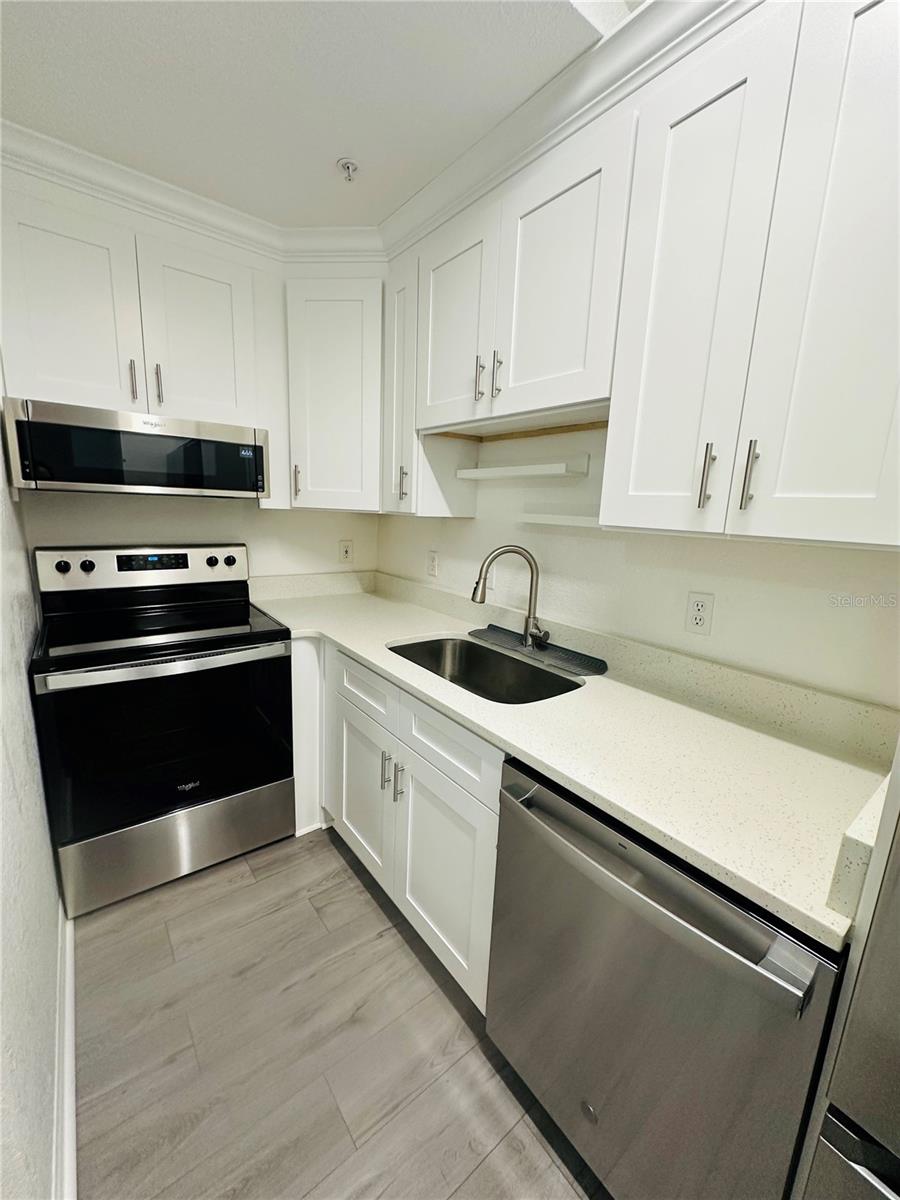 AZUR/METROWEST - Residential Lease