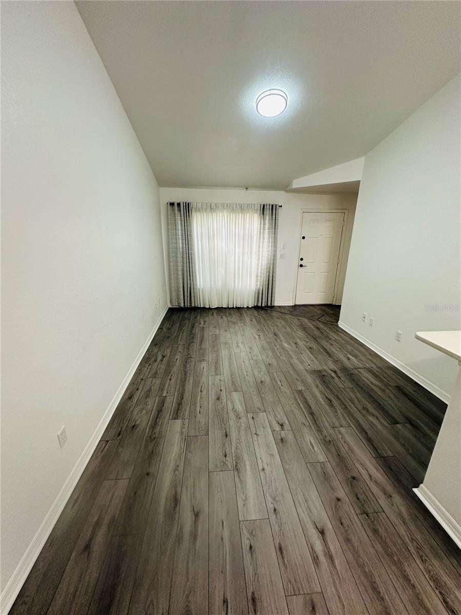 AZUR/METROWEST - Residential Lease
