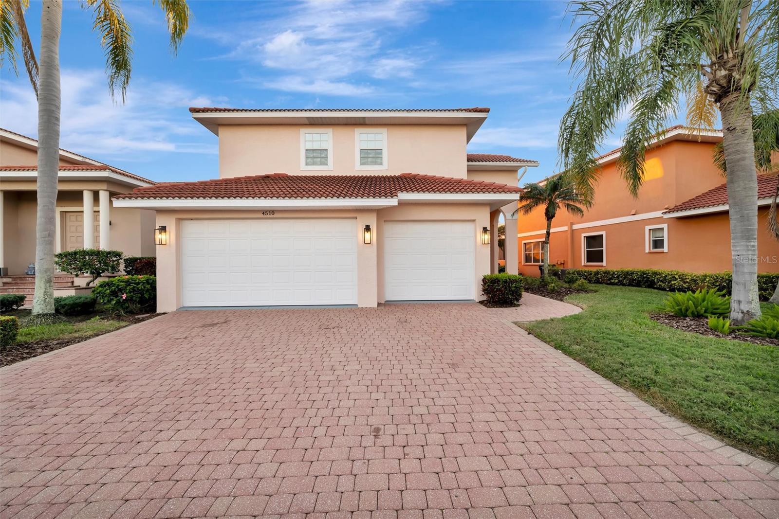 VALENCIA AT PRESTANCIA - Residential