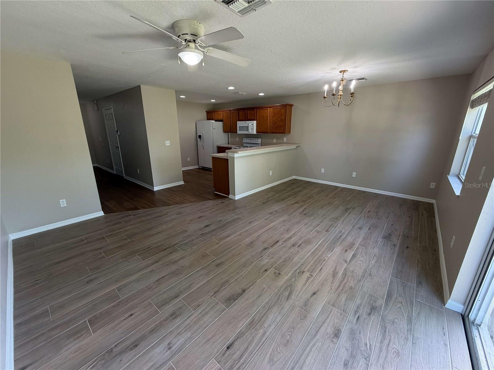 WATERFORD VILLAS 51 103 - Residential Lease