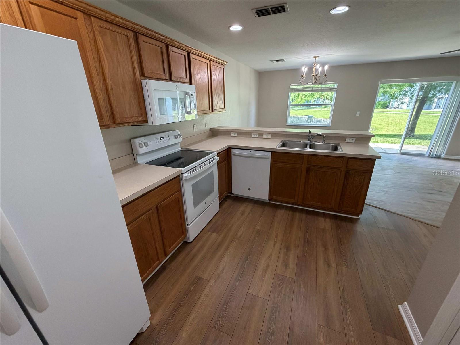 WATERFORD VILLAS 51 103 - Residential Lease