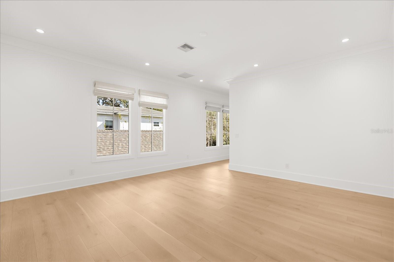 CHARMONT - Residential