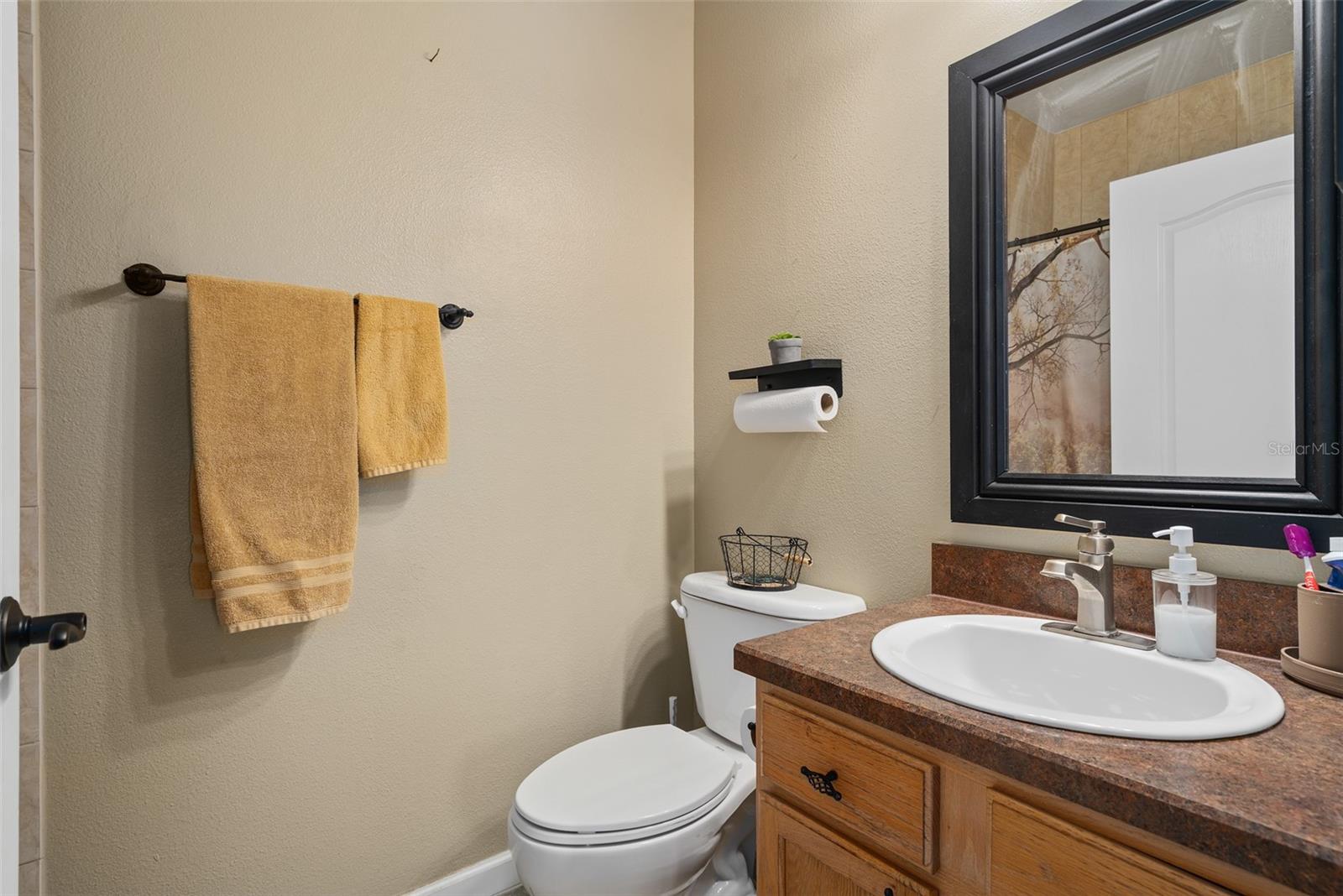 SUMMERGATE CONDO PH 01 5923/0662 - Residential