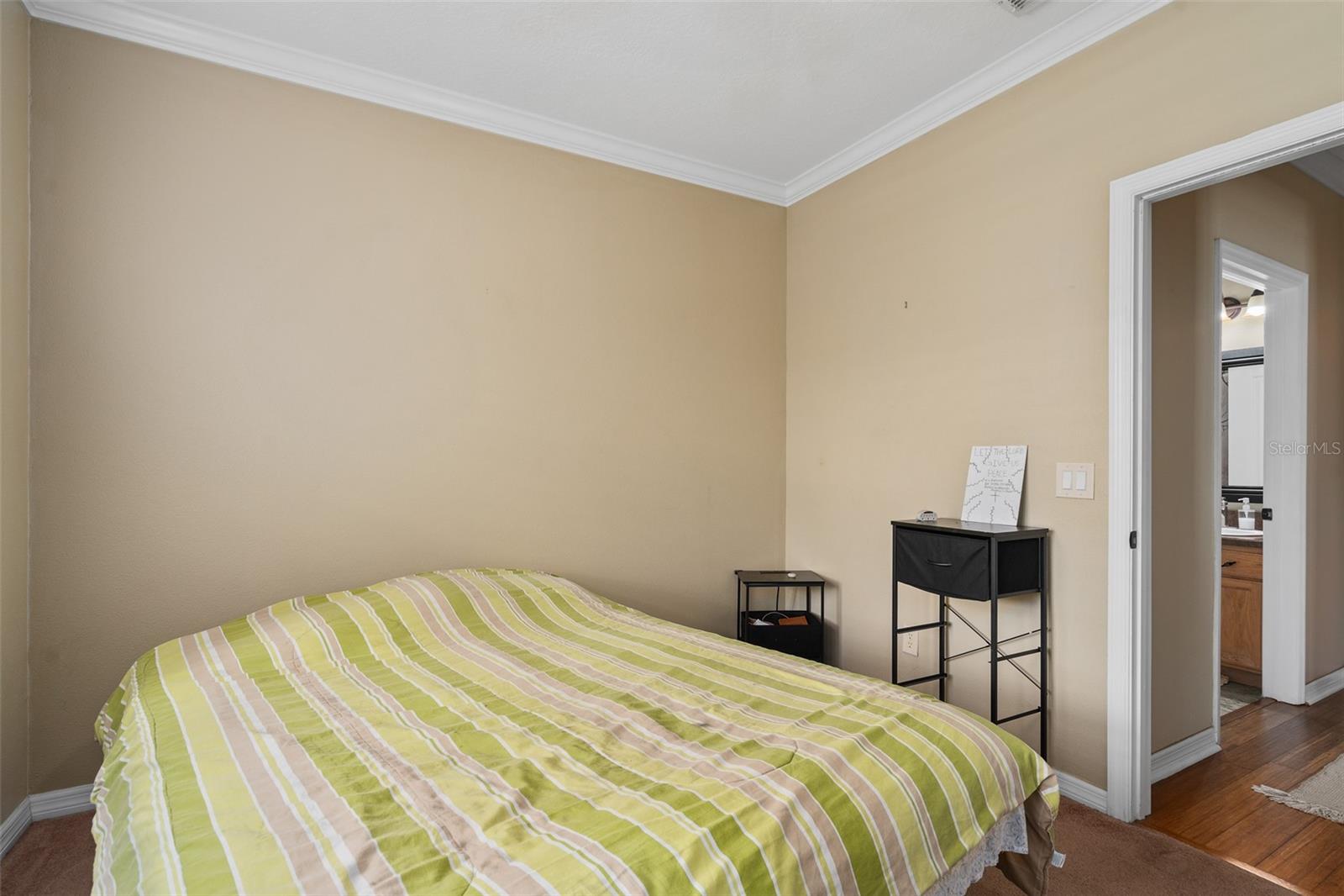 SUMMERGATE CONDO PH 01 5923/0662 - Residential