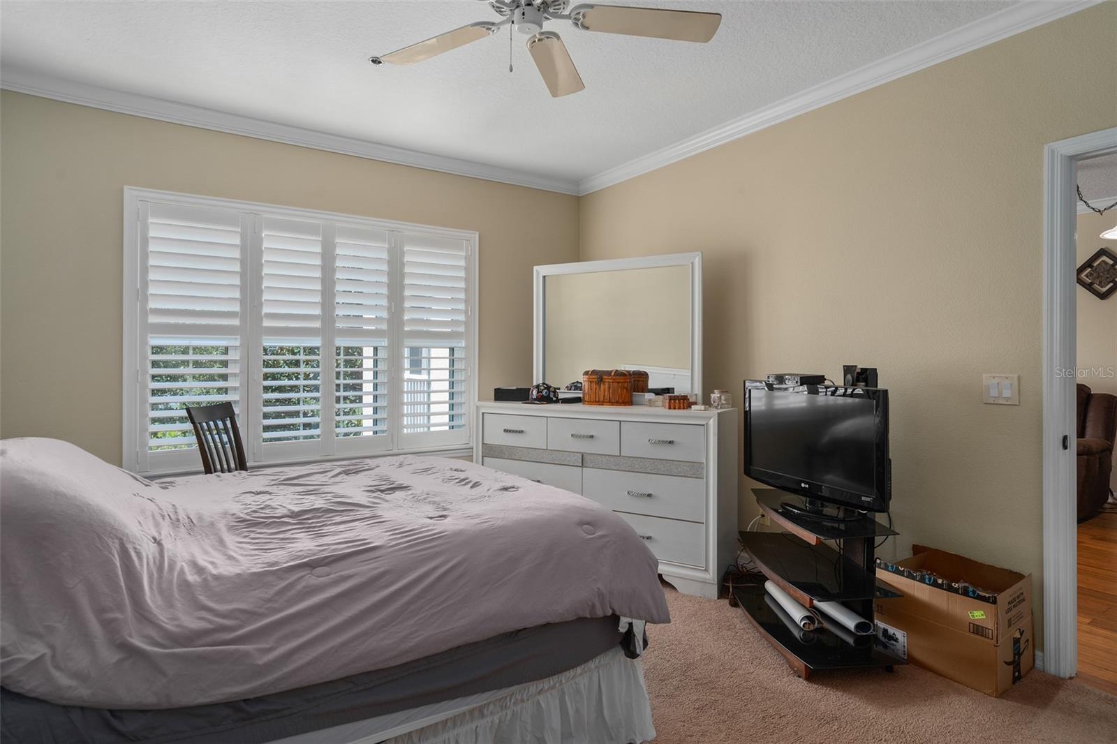 SUMMERGATE CONDO PH 01 5923/0662 - Residential