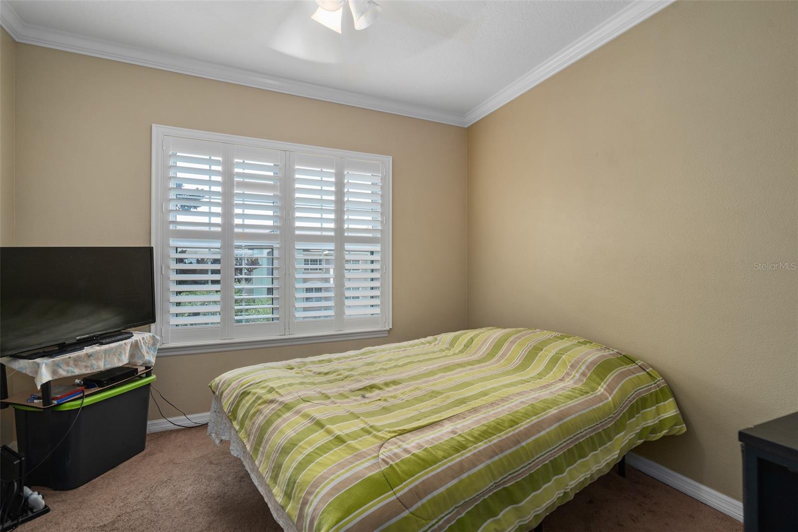 SUMMERGATE CONDO PH 01 5923/0662 - Residential
