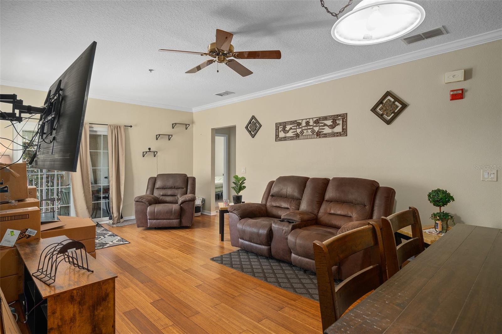 SUMMERGATE CONDO PH 01 5923/0662 - Residential