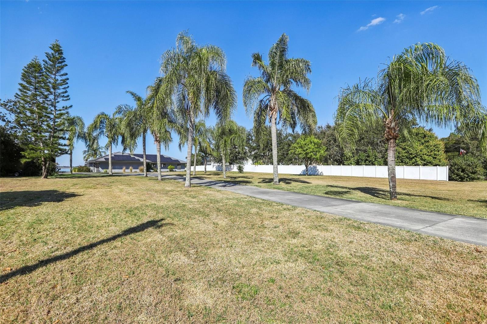 MAGNOLIA SHORES - Residential