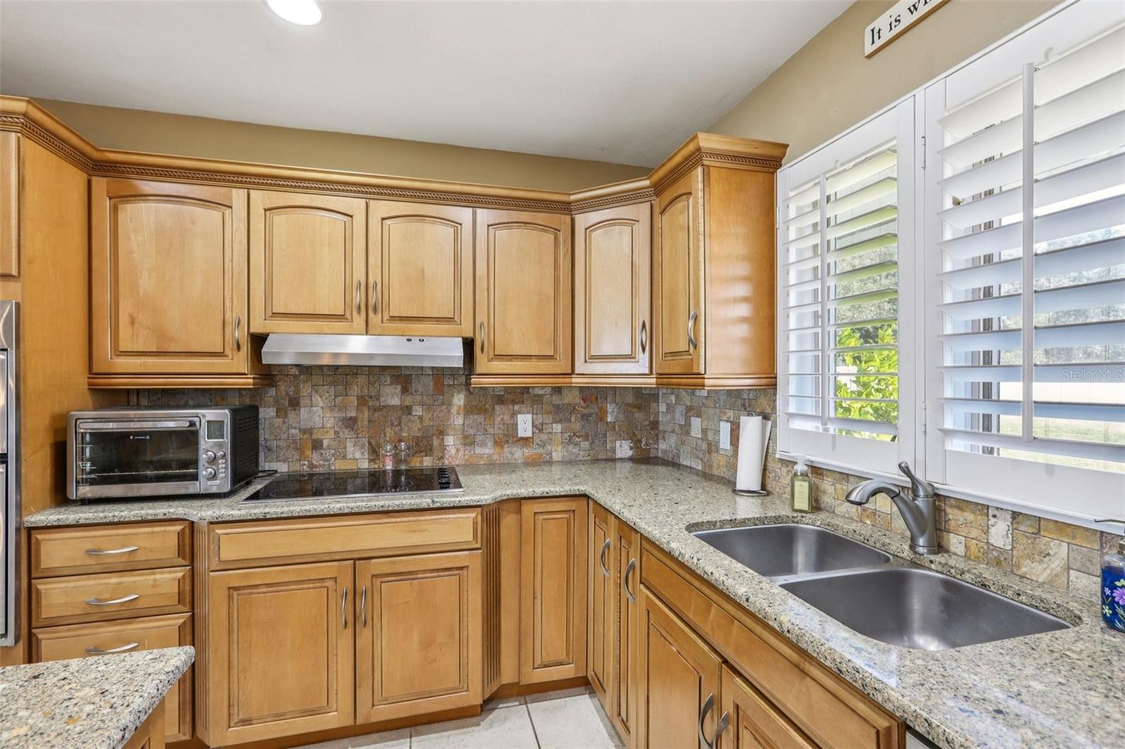 MAGNOLIA SHORES - Residential