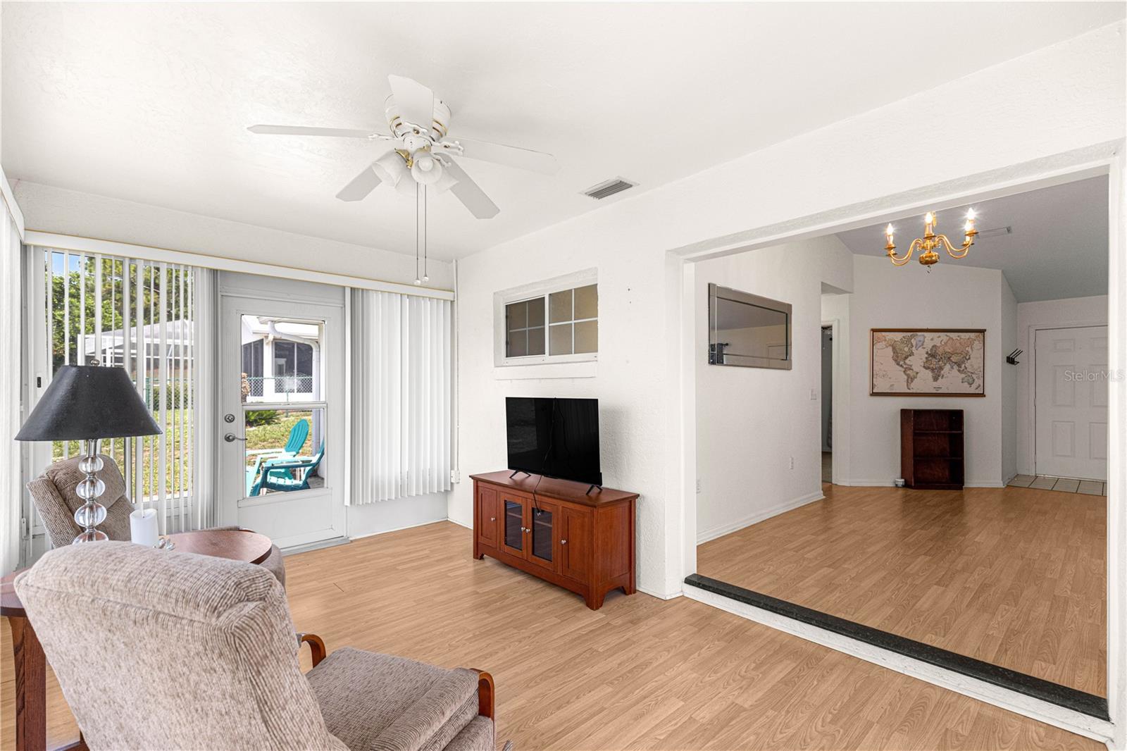OAK RUN NBRHD 12 - Residential Lease