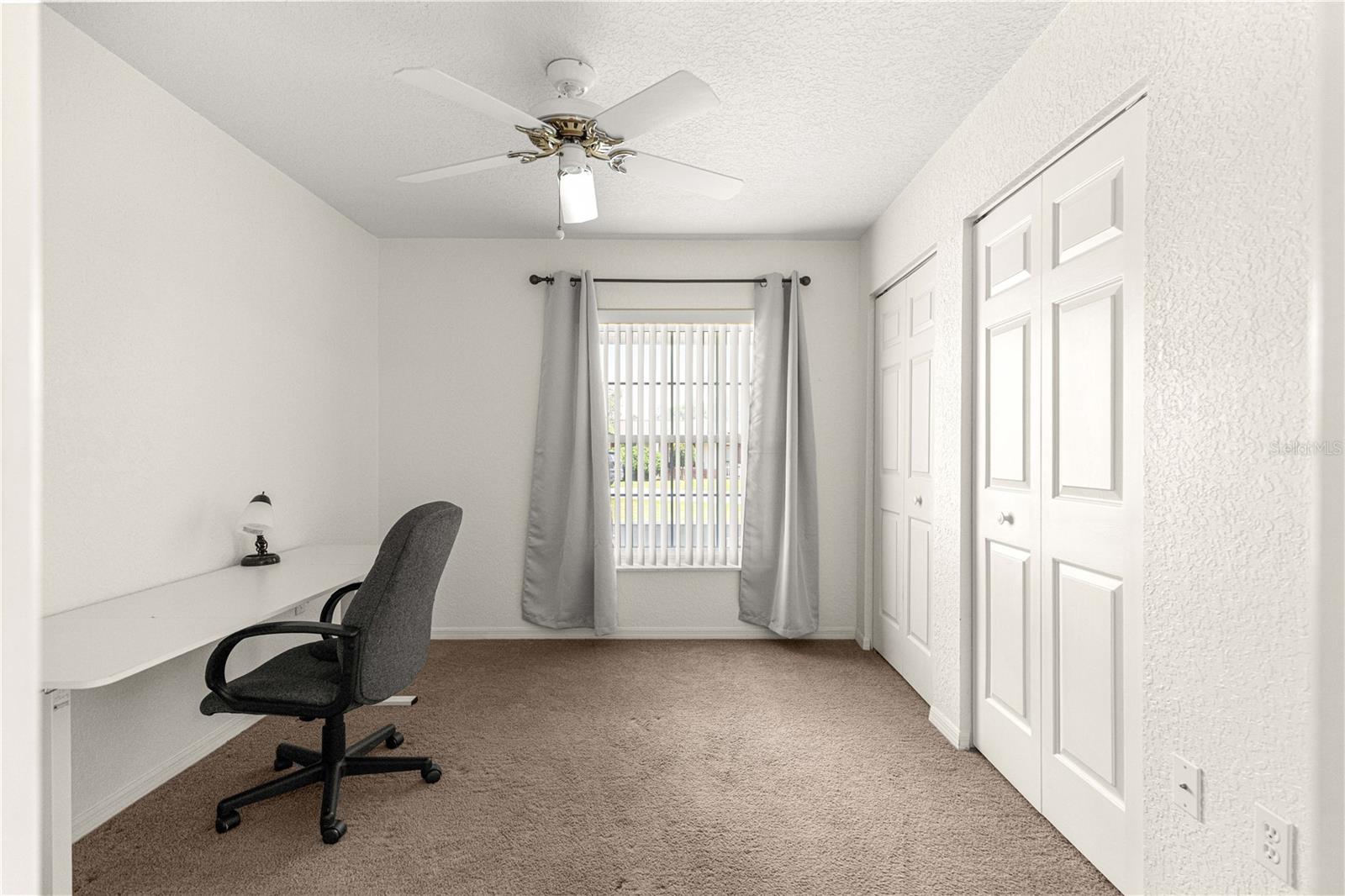 OAK RUN NBRHD 12 - Residential Lease
