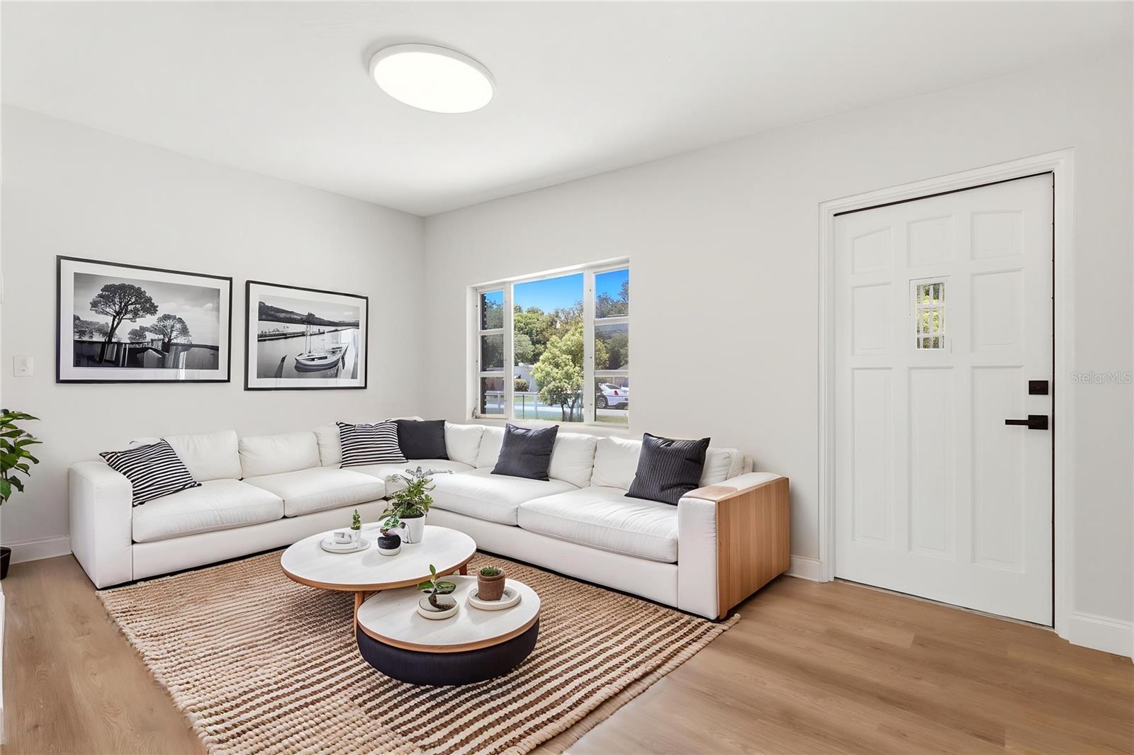 TRIANGLE ACRES - Residential
