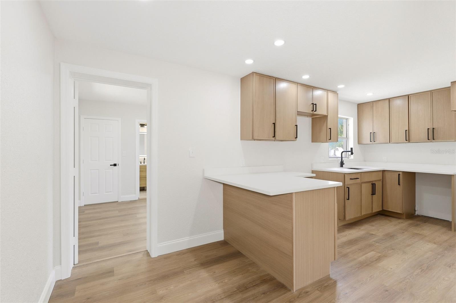 TRIANGLE ACRES - Residential