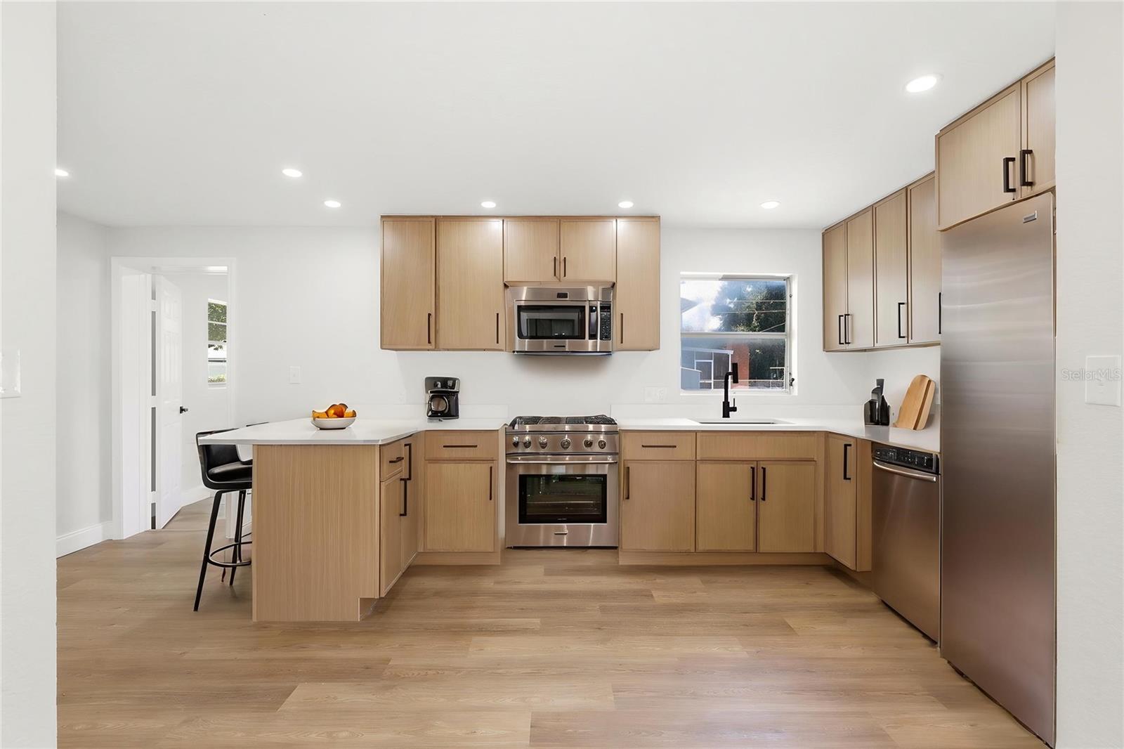 TRIANGLE ACRES - Residential