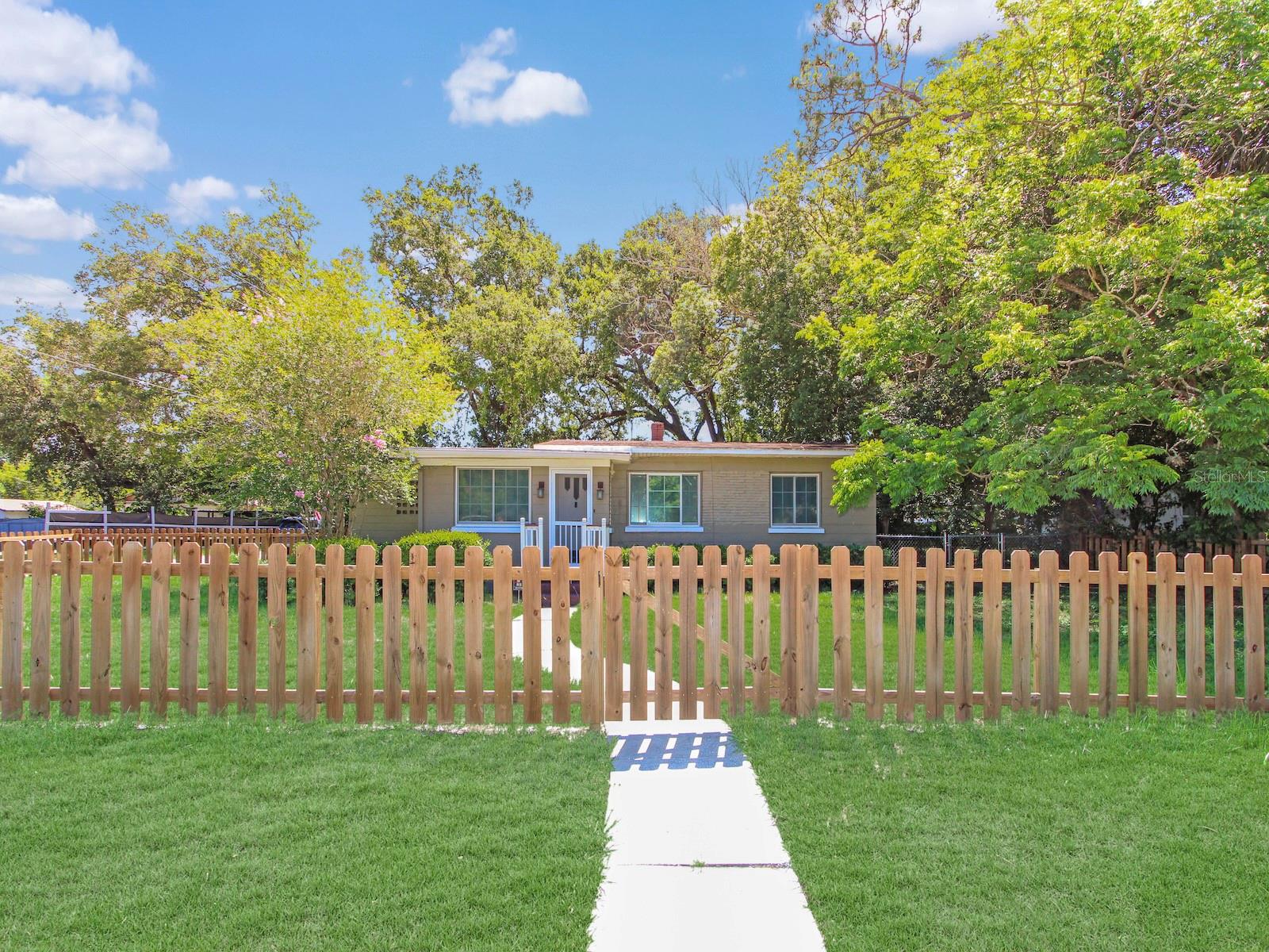 WOODRUFFS SUB FRANK L - Residential